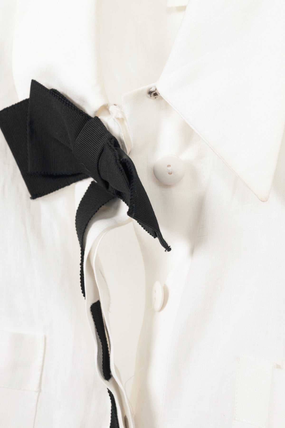 Chanel white linen w/ black bow vintage top