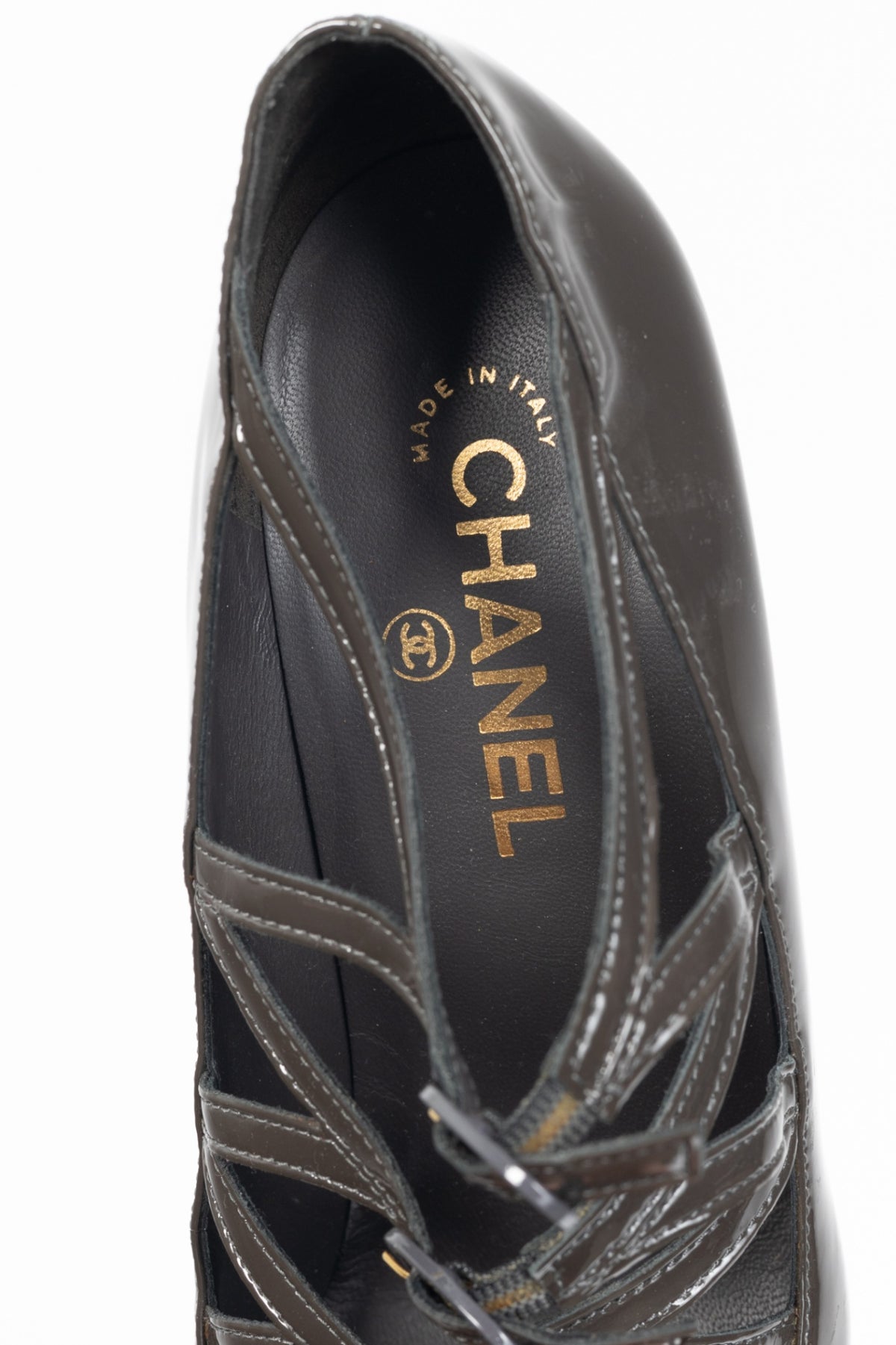 Chanel AW07 RTW Brown Patent Leather Quilted-Heel Pumps