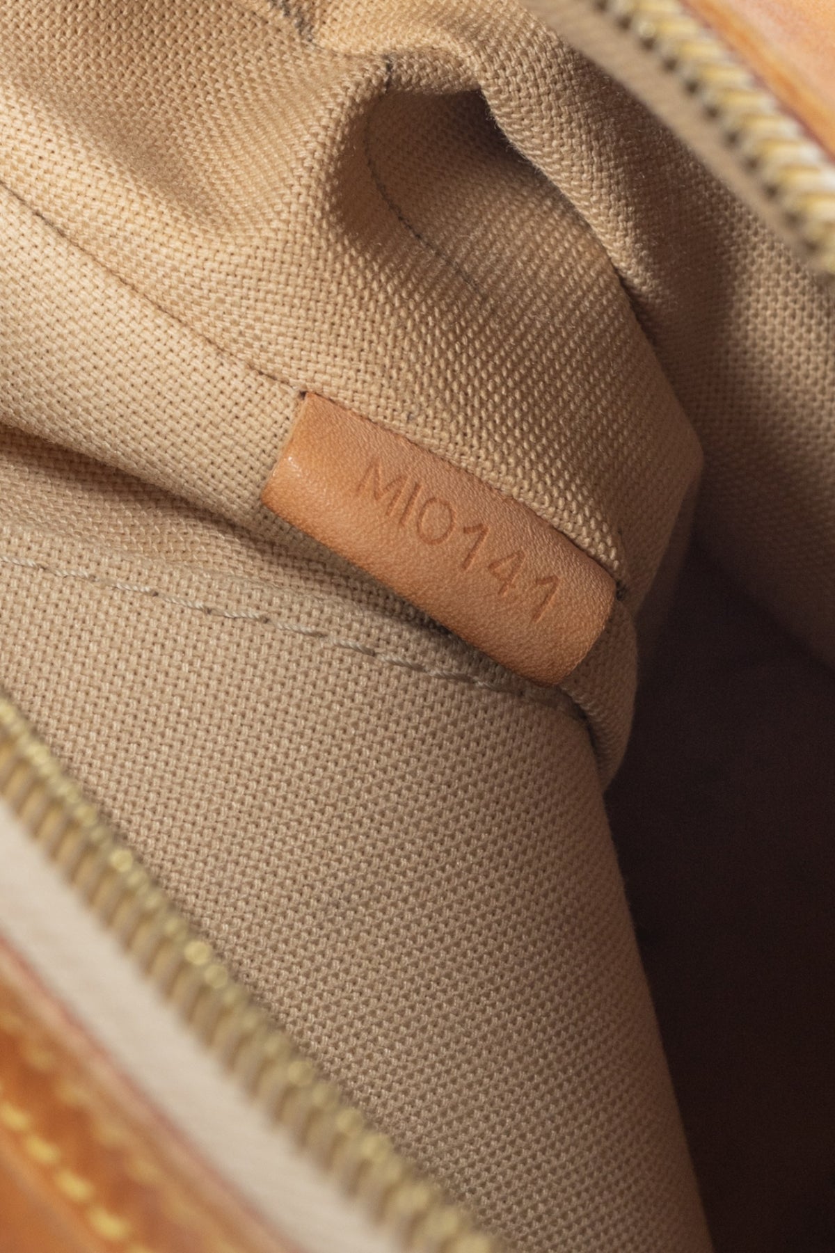 Louis Vuitton Siracusa PM Damier Azur Canvas Shoulder Bag