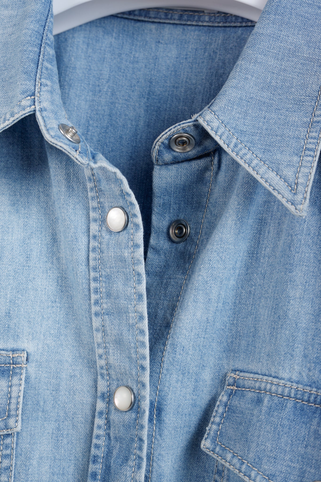 Brunello Cucinelli SS/22 Blue Monili-Trim Button-Down Long-Sleeved Denim Shirt