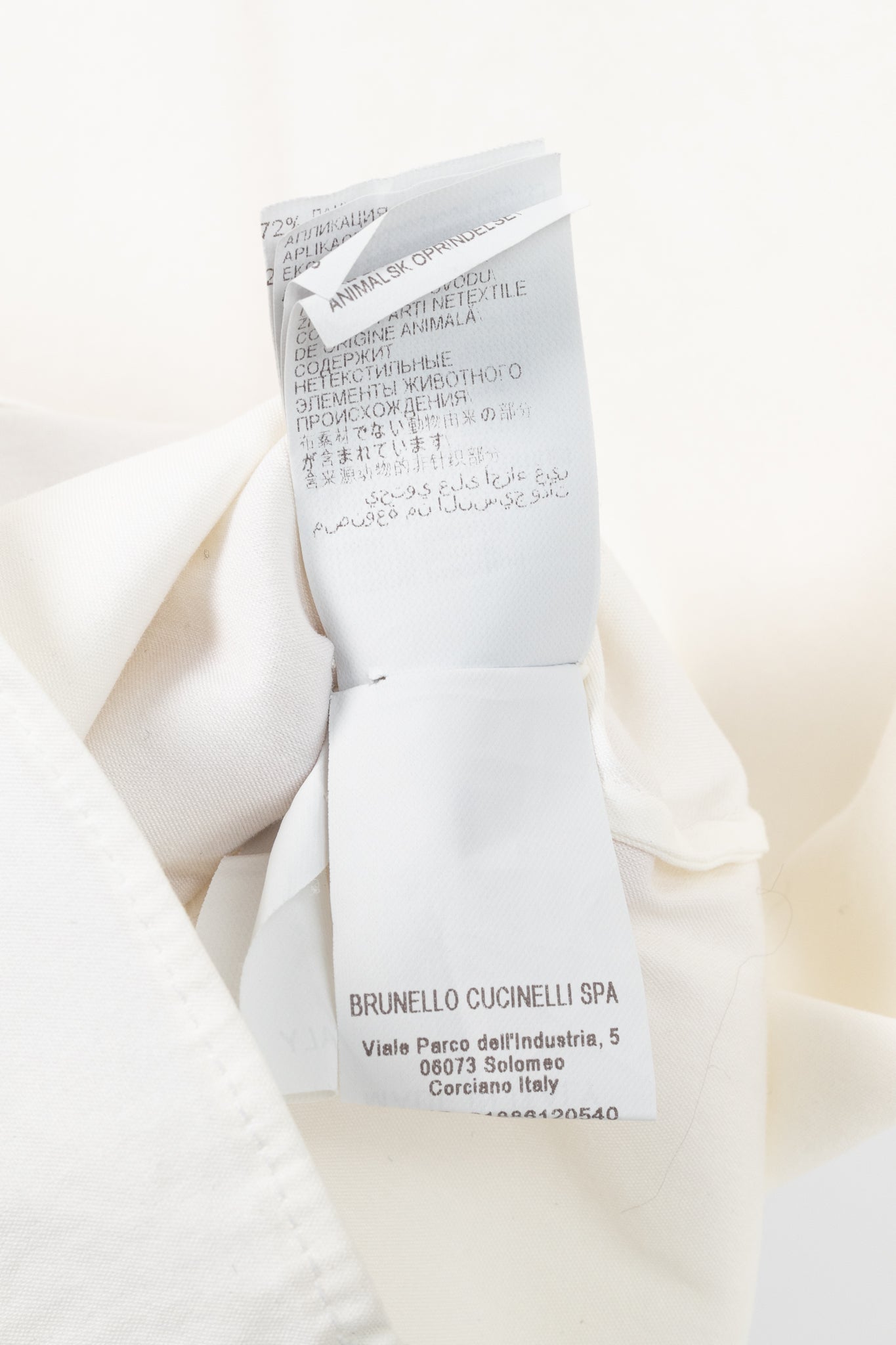 Brunello Cucinelli SS/17 Off-White Cotton Poplin Monili-Collar Shirt