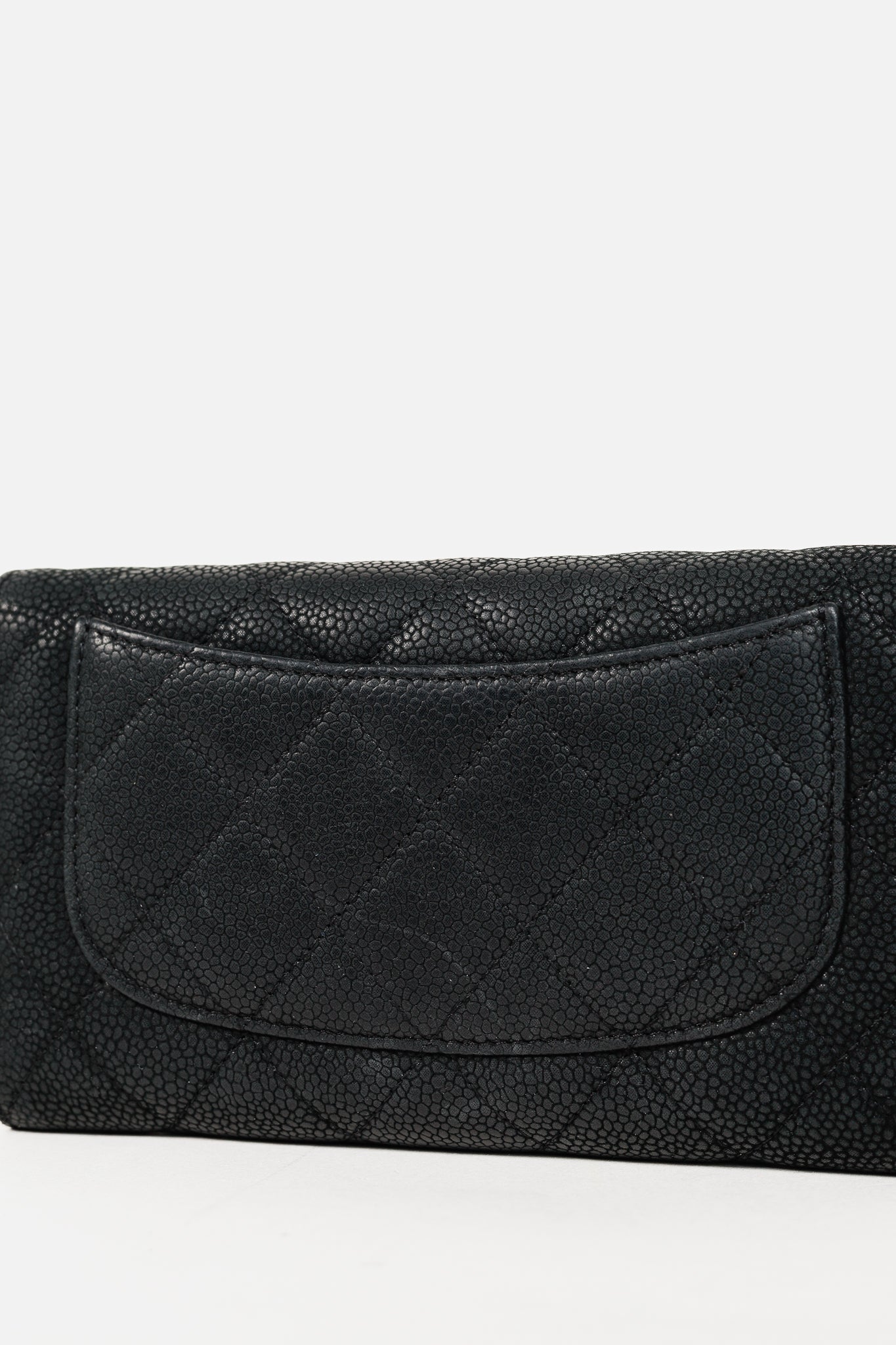 Chanel 13S Noir Caviar Classic Quilted Flap Portefeuille Wallet