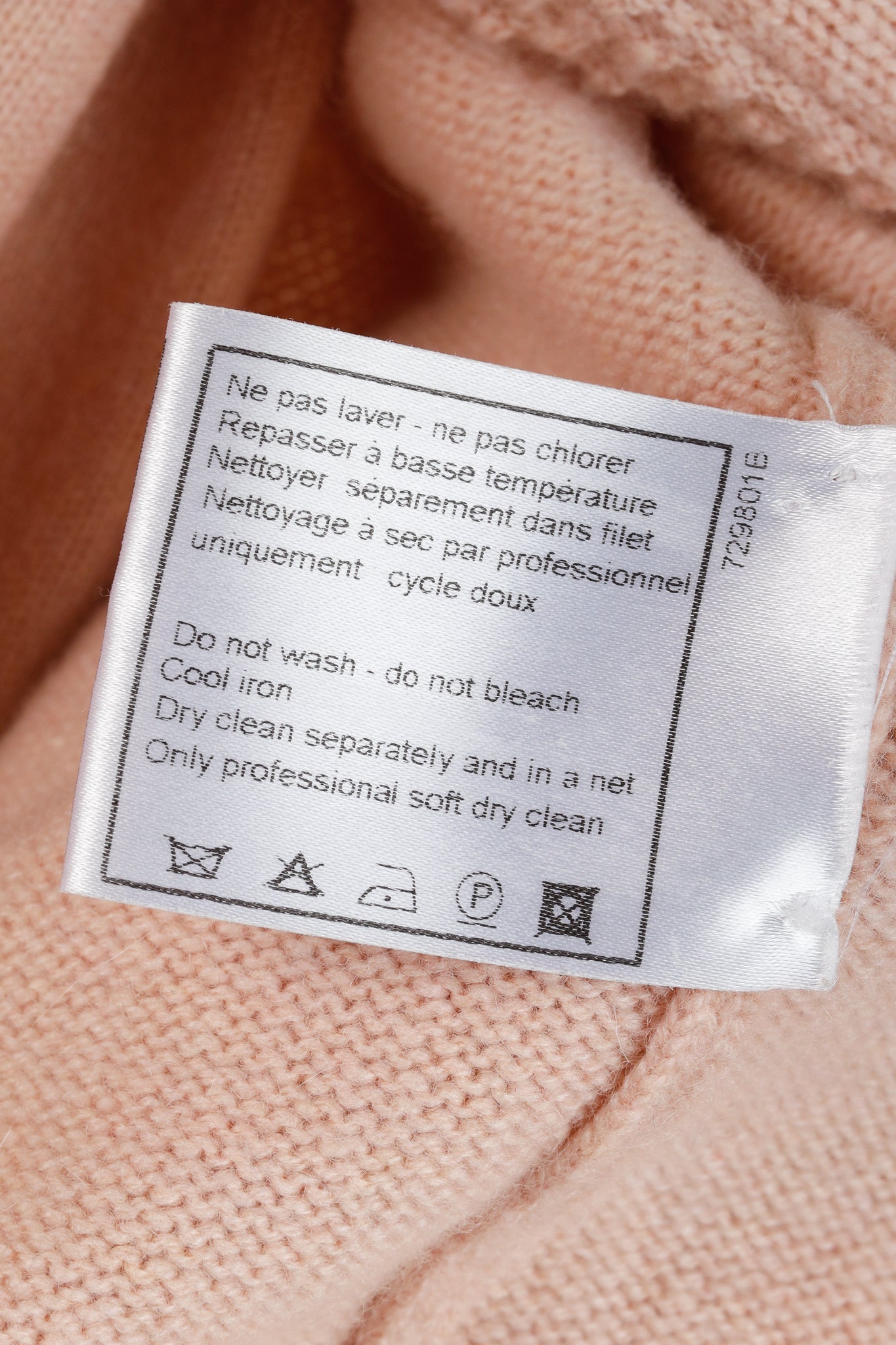 Chanel SS/05 Light Pink Cashmere Rosette Sweater Twinset