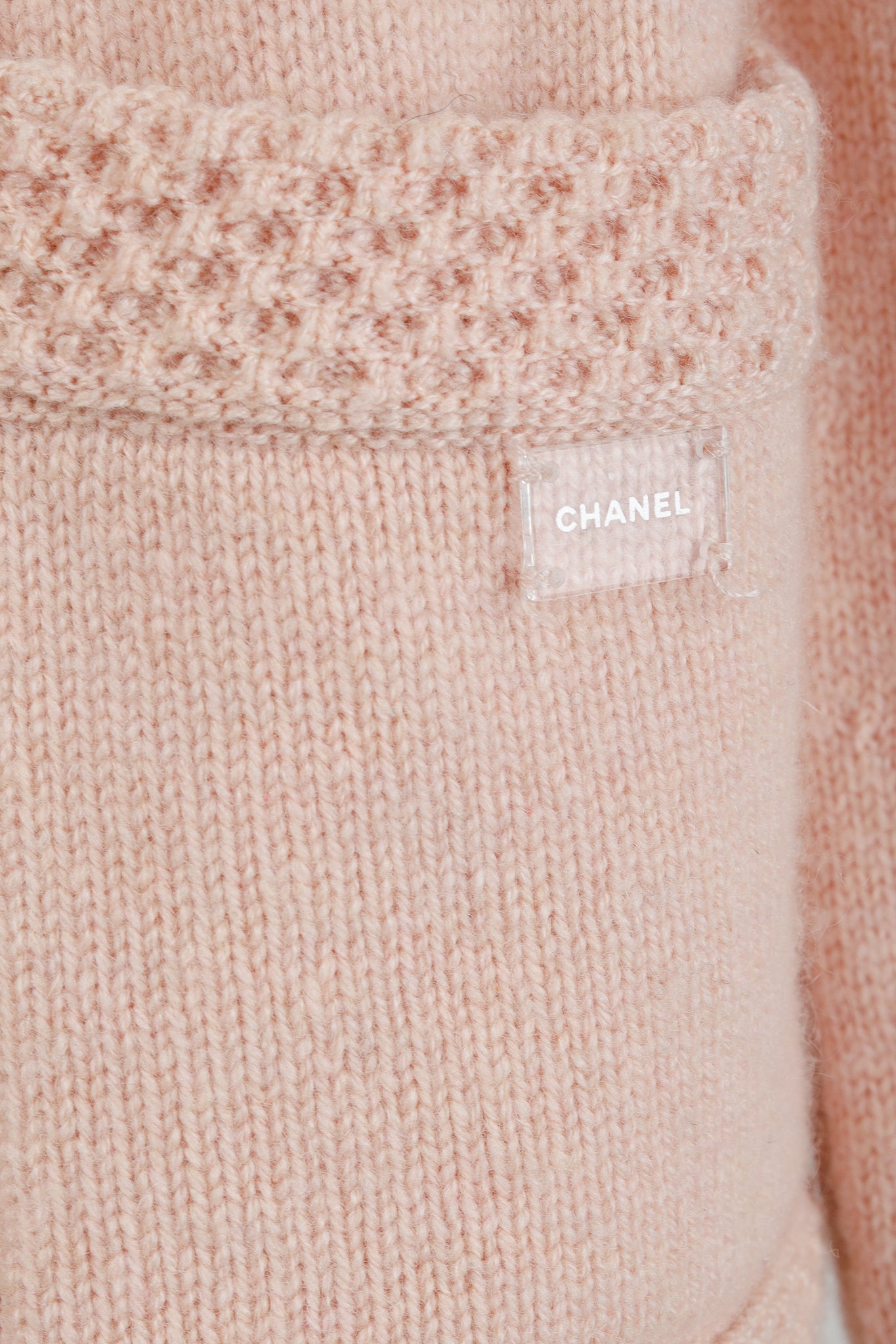 Chanel SS/05 Light Pink Cashmere Rosette Sweater Twinset