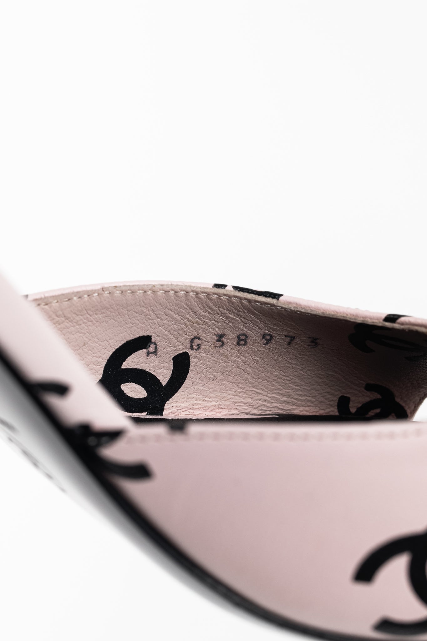 Chanel 22S Light Pink CC-Print Leather Sandals