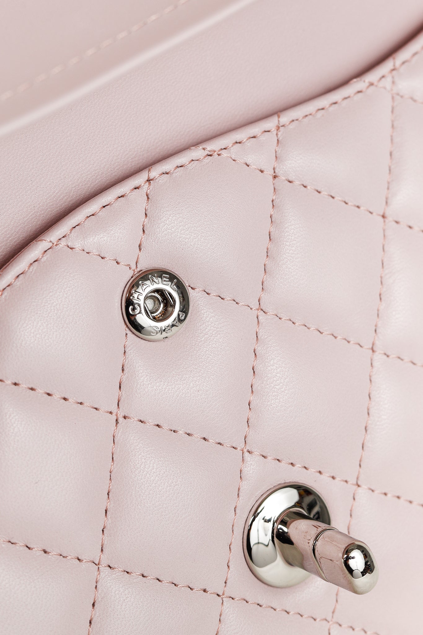 Chanel 18S Light Pink Lambskin Quilted Classic Medium Double Flap