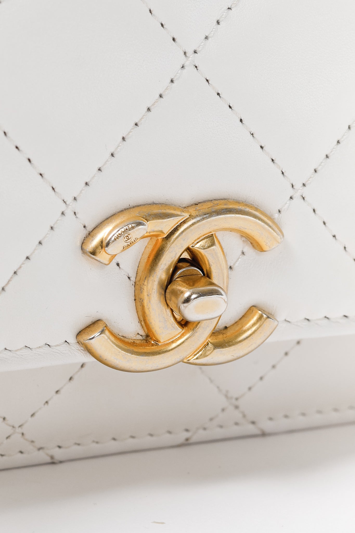 Chanel Pearl Crush White Quilted Lambskin Leather Wallet on Chain