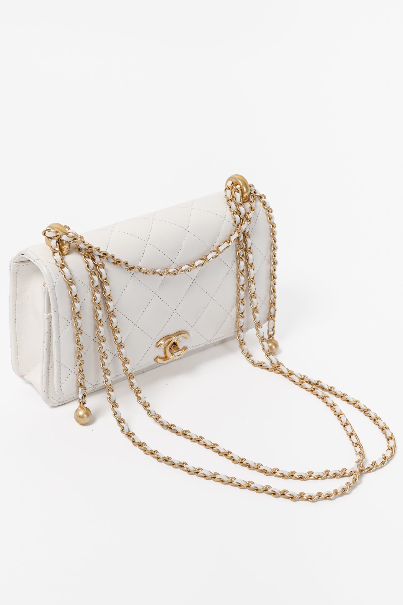 Chanel Pearl Crush White Quilted Lambskin Leather Wallet on Chain