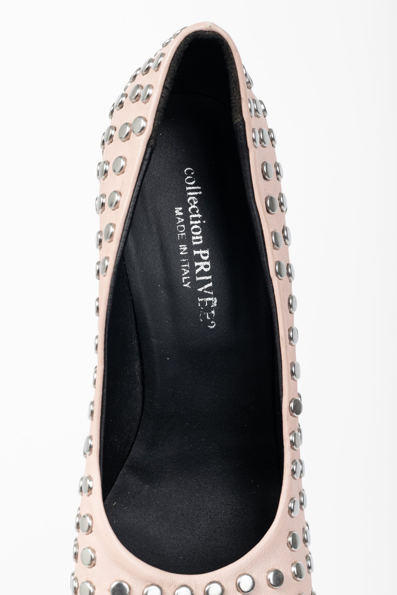 collection PRIVEE Pink Studded Leather Block-Heel Pumps