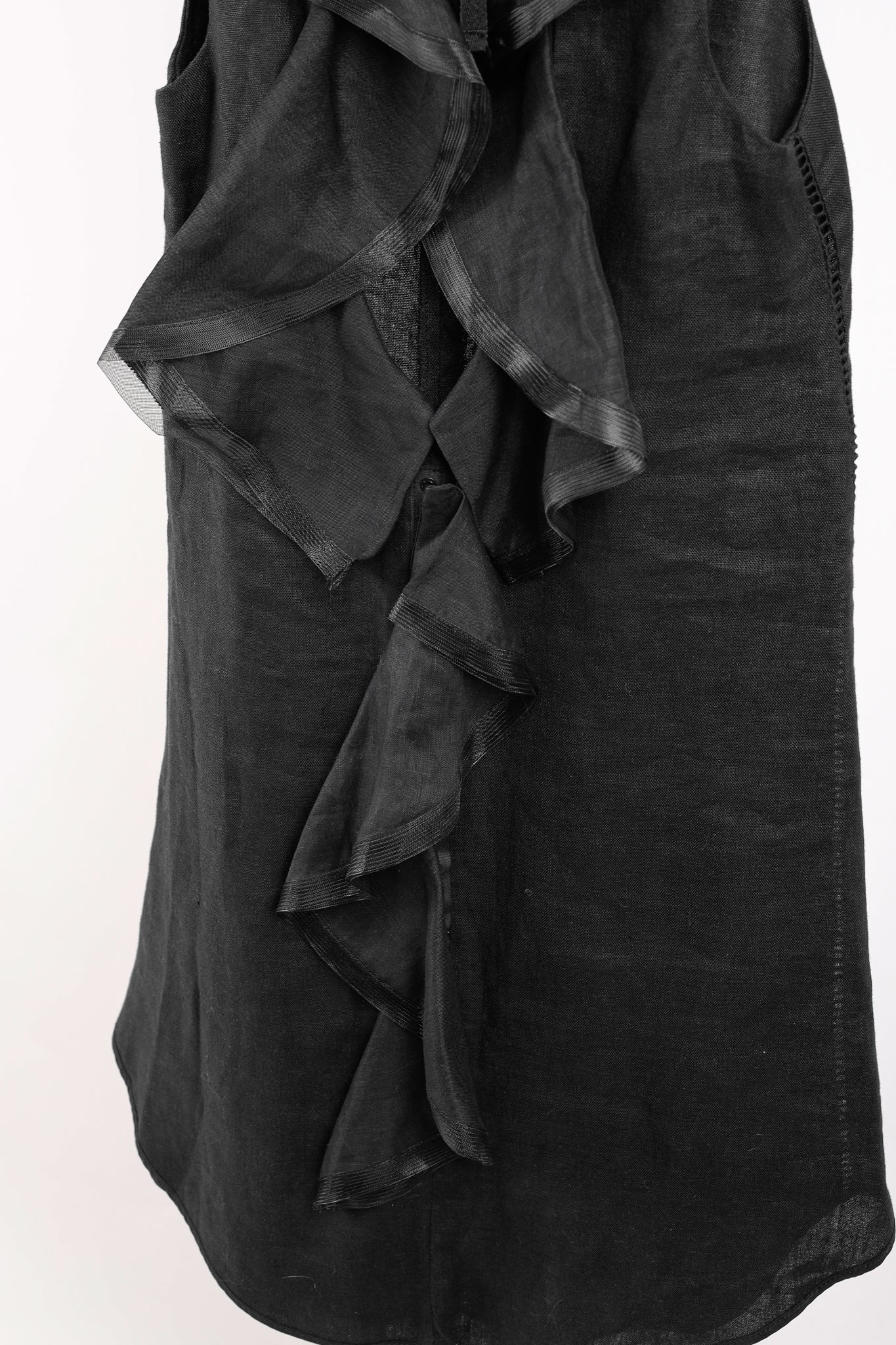 Denis Gagnon Ruffle Back Sleeveless Black Linen Dress