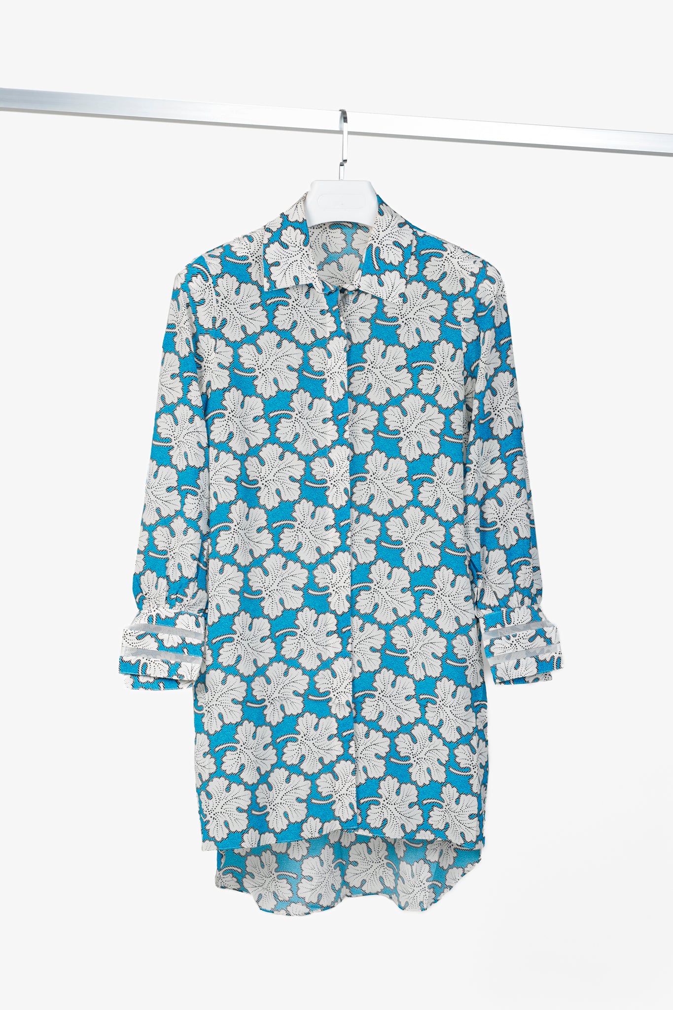 Fendi AW/17 Blue & White Leaf-Print Silk Shirtdress