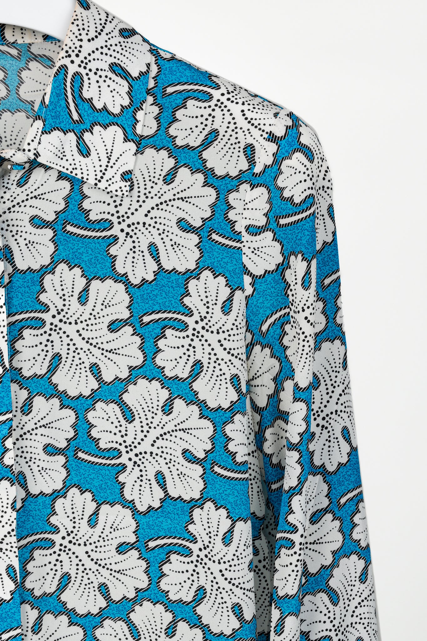 Fendi AW/17 Blue & White Leaf-Print Silk Shirtdress