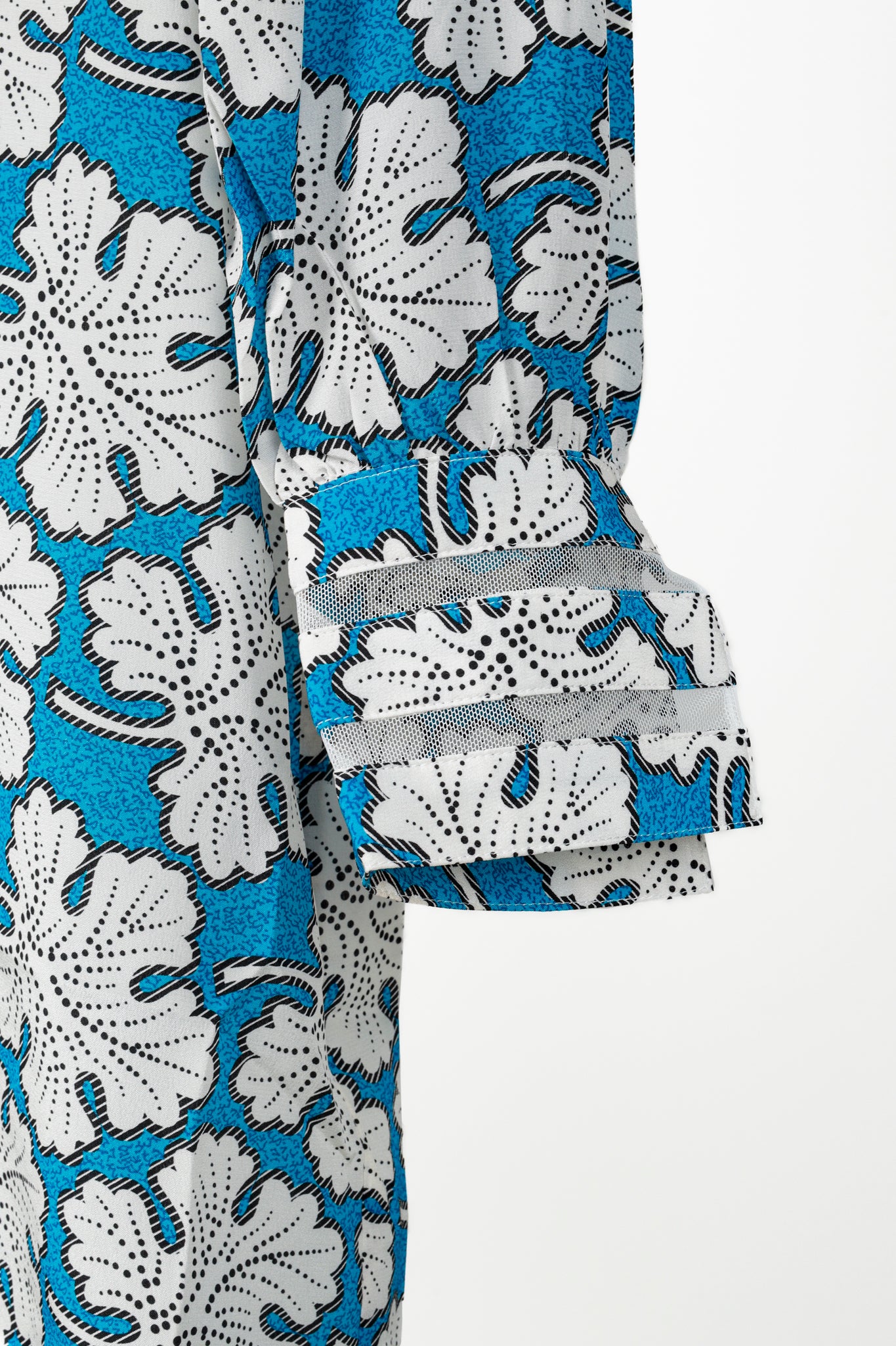 Fendi AW/17 Blue & White Leaf-Print Silk Shirtdress