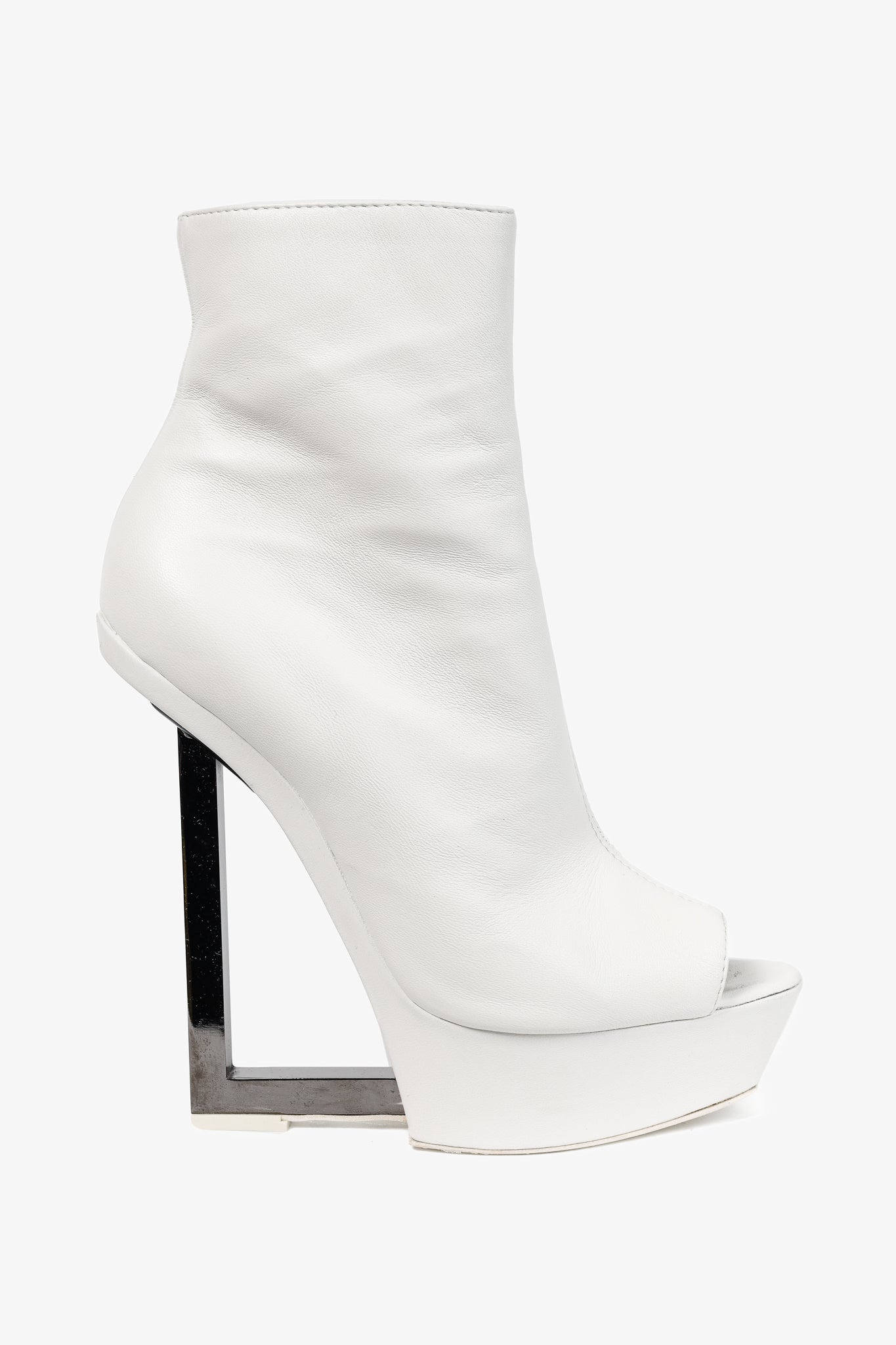 Gareth Pugh SS/14 Runway White Leather Angular-Heel Ankle Boots