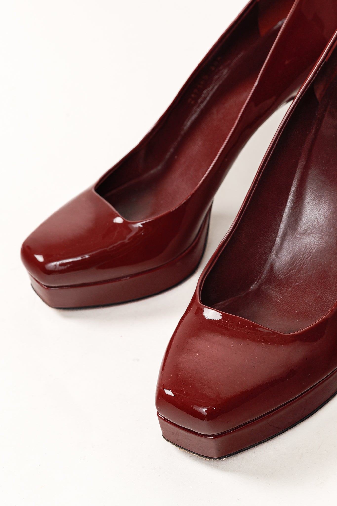 Gucci Burgundy Vernice Crystal Square-Toe Patent Leather Platform Pumps