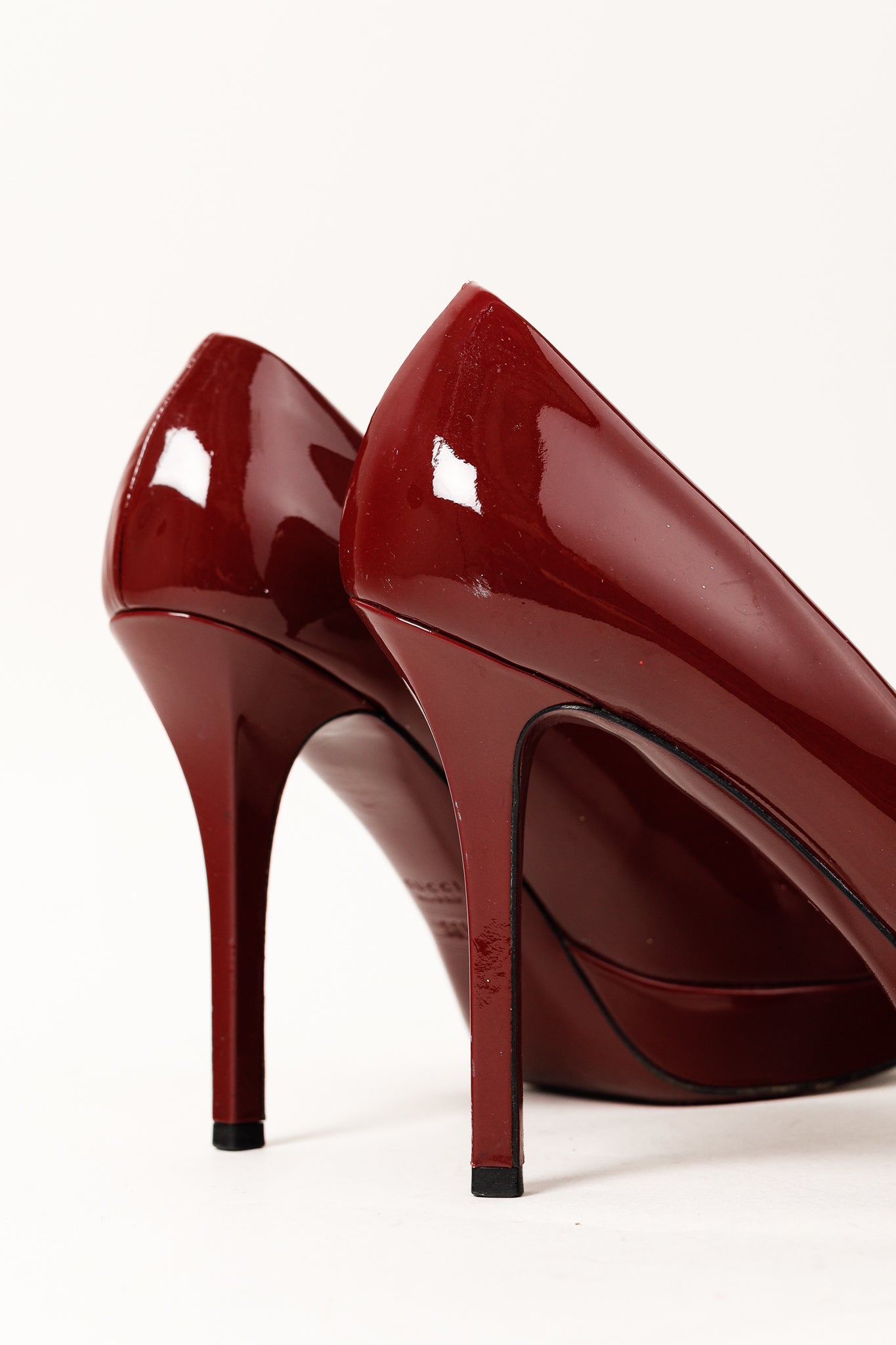 Gucci Burgundy Vernice Crystal Square-Toe Patent Leather Platform Pumps