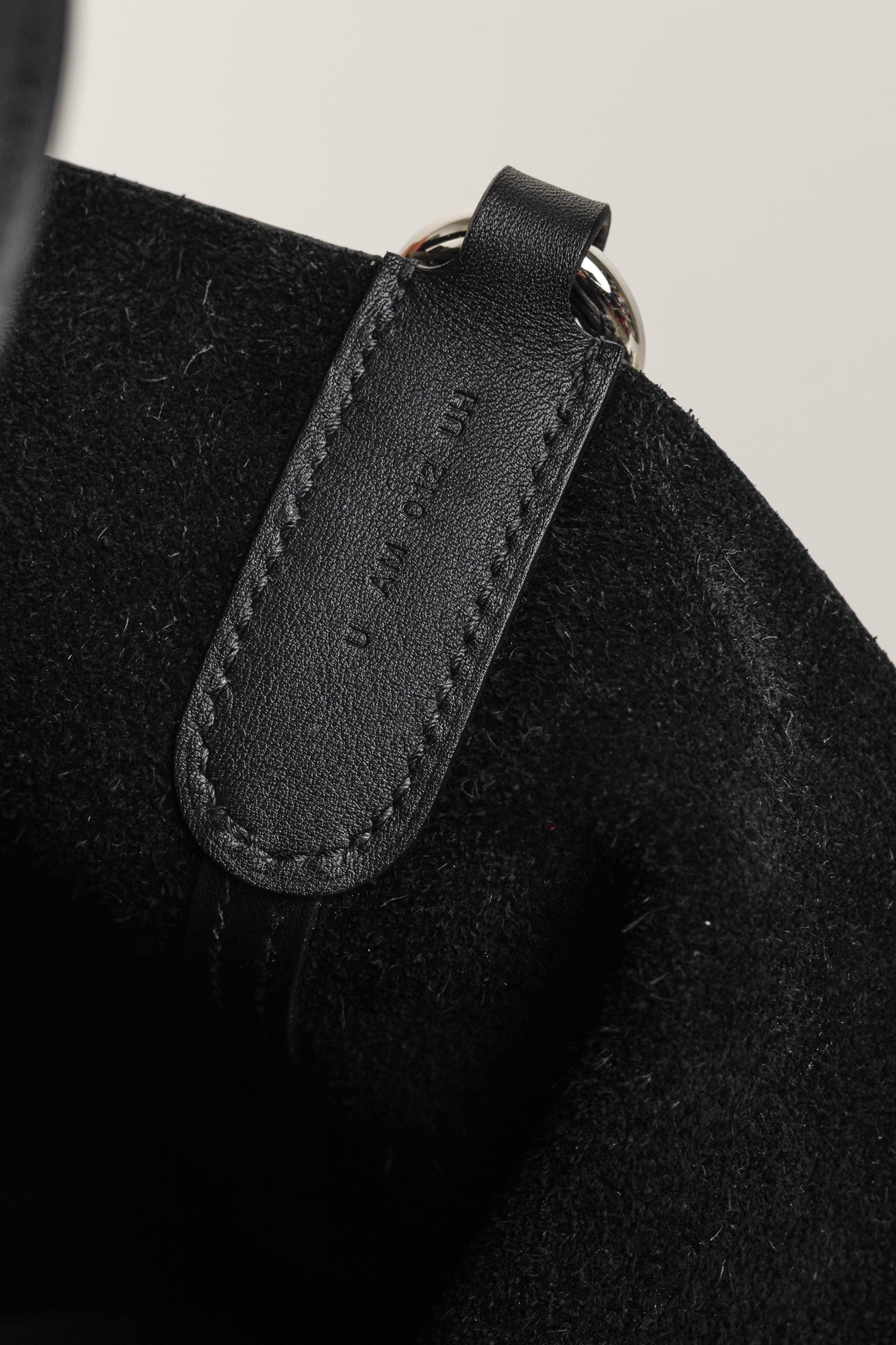 Hermes In-the-Loop 23 Black Taurillon Clemence Leather & Swift Calfskin Tote