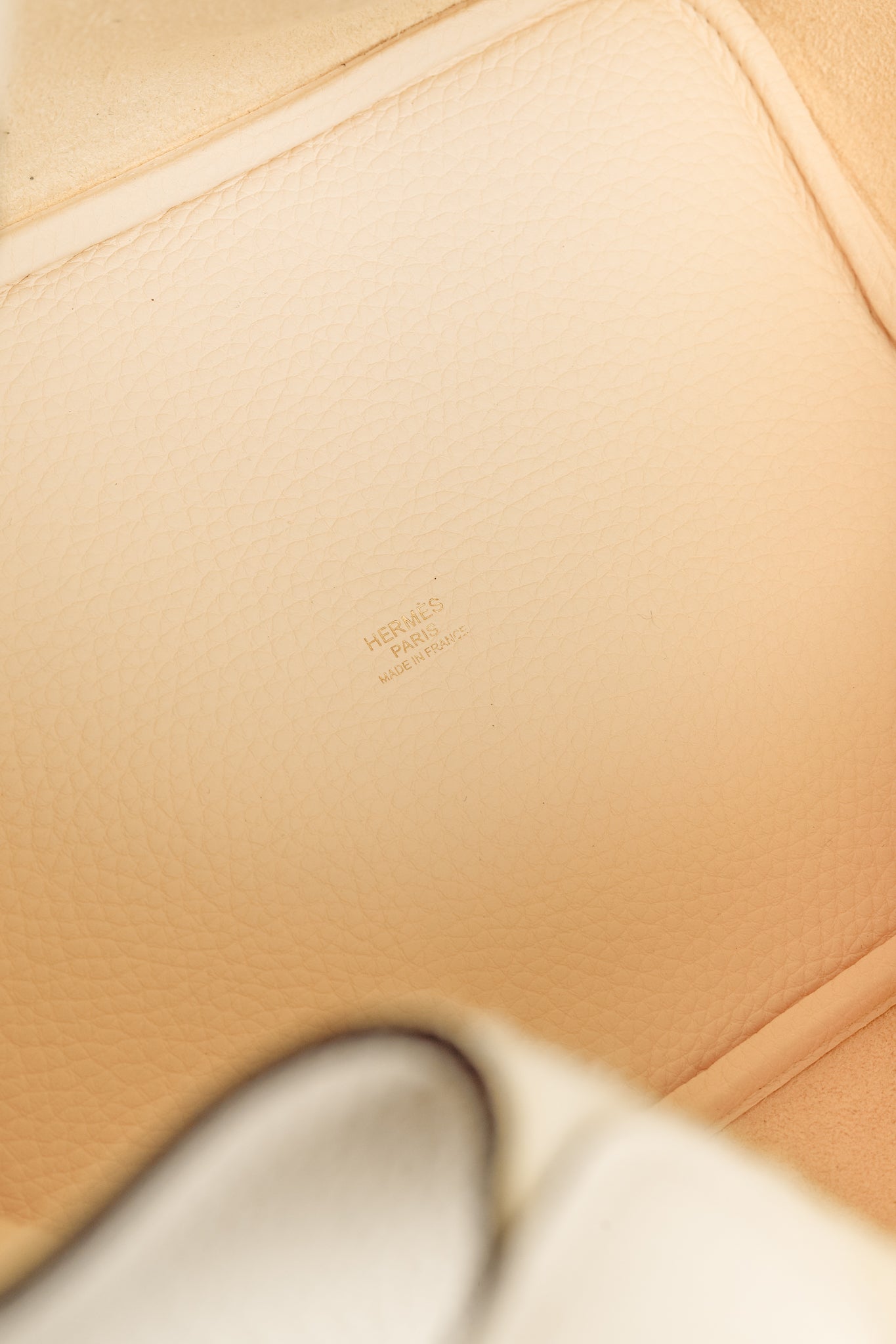 Hermes Picotin Lock 22 Nata Taurillon Clemence Leather Tote
