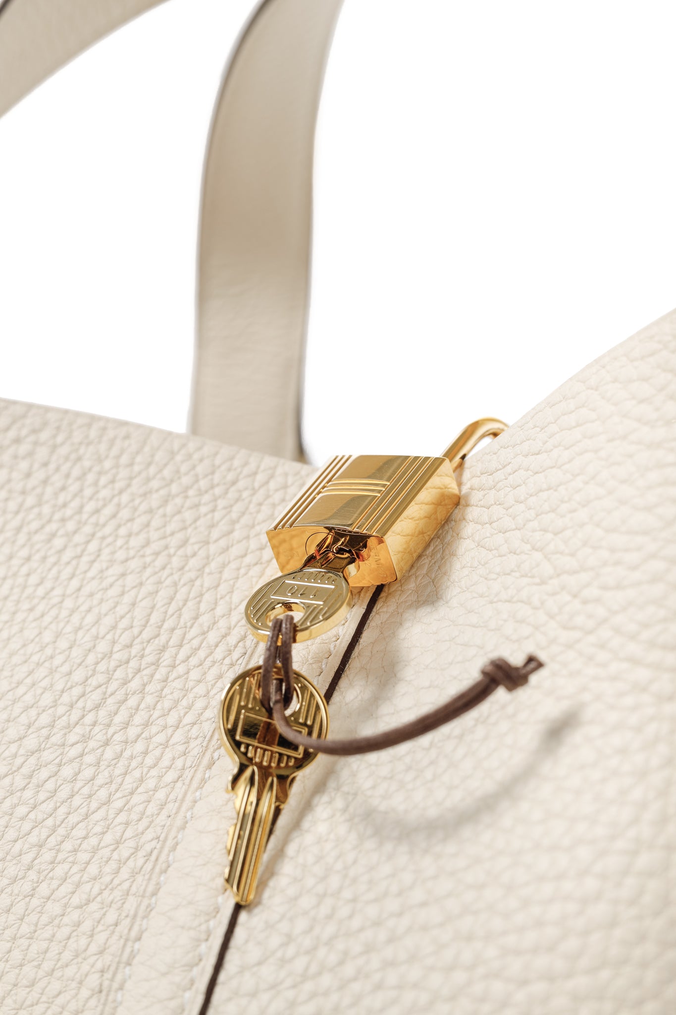 Hermes Picotin Lock 22 Nata Taurillon Clemence Leather Tote