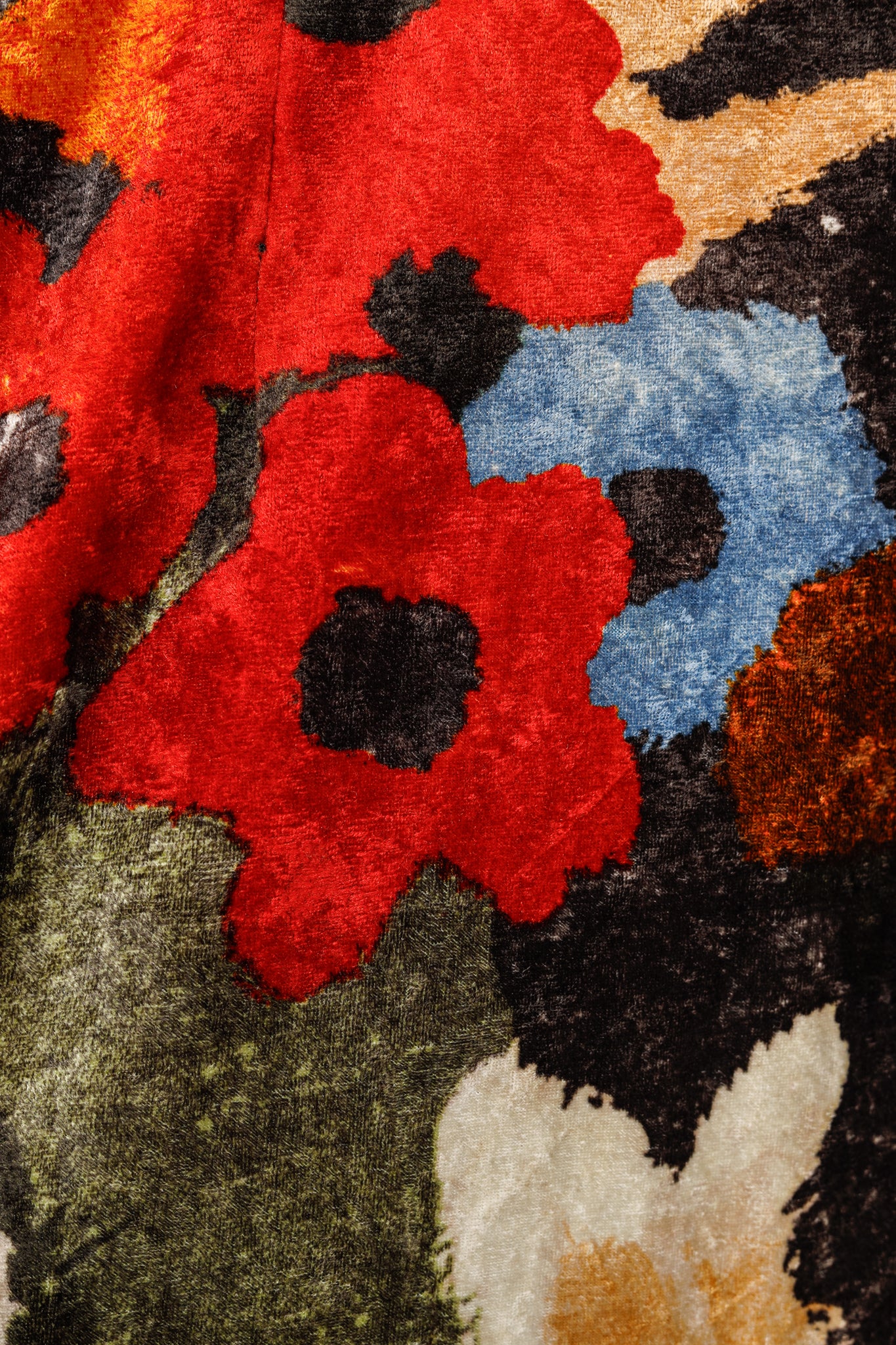 Issey Miyake AW/95 Runway Multicolour Floral Velvet Turtleneck Top