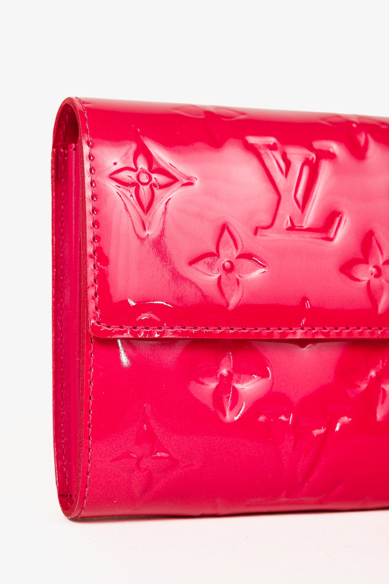 Louis Vuitton Sarah Rose Pop Monogram Vernis Leather Wallet