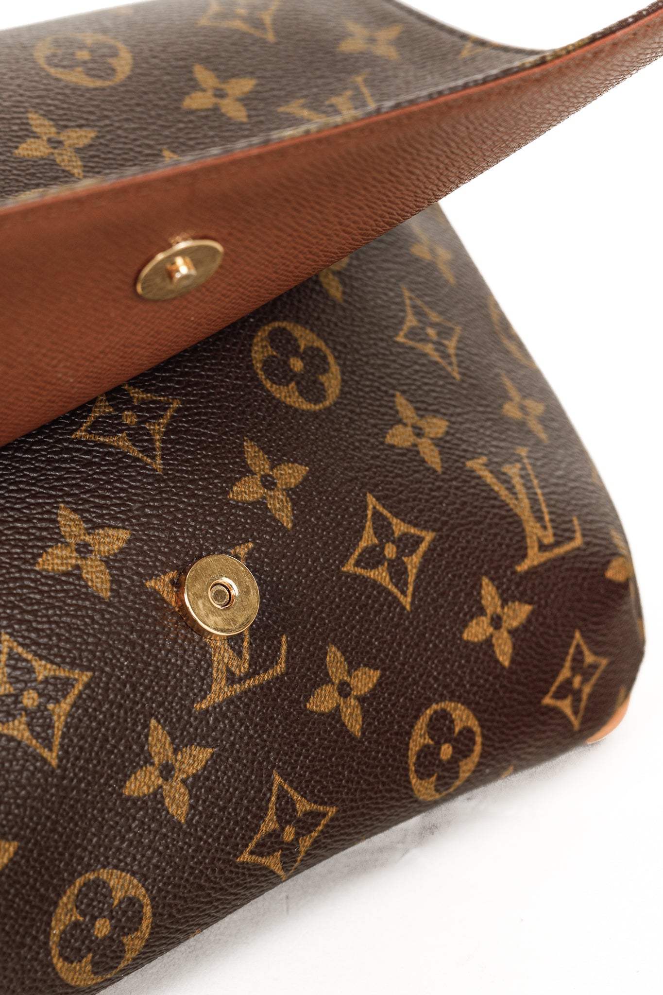 Louis Vuitton Musette Tango Monogram Canvas Messenger Bag