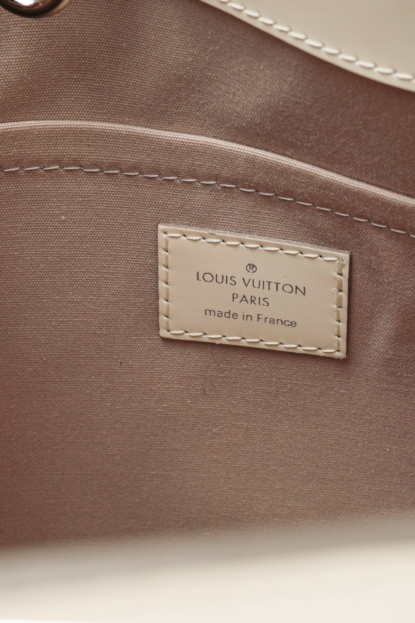 Louis Vuitton Passy PM White Epi Leather Tote Bag