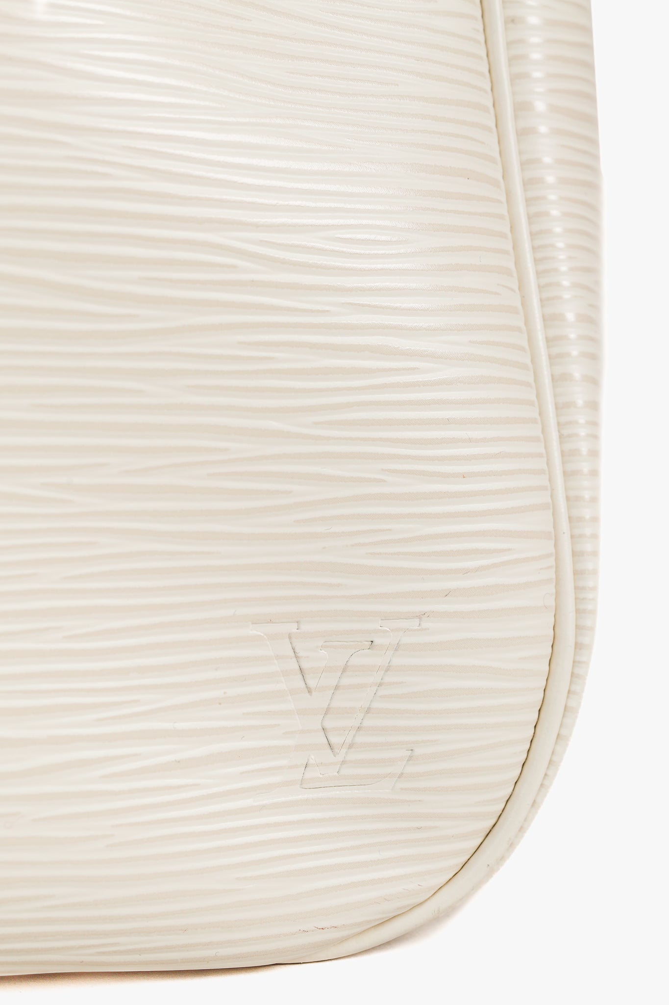 Louis Vuitton Passy PM White Epi Leather Tote Bag