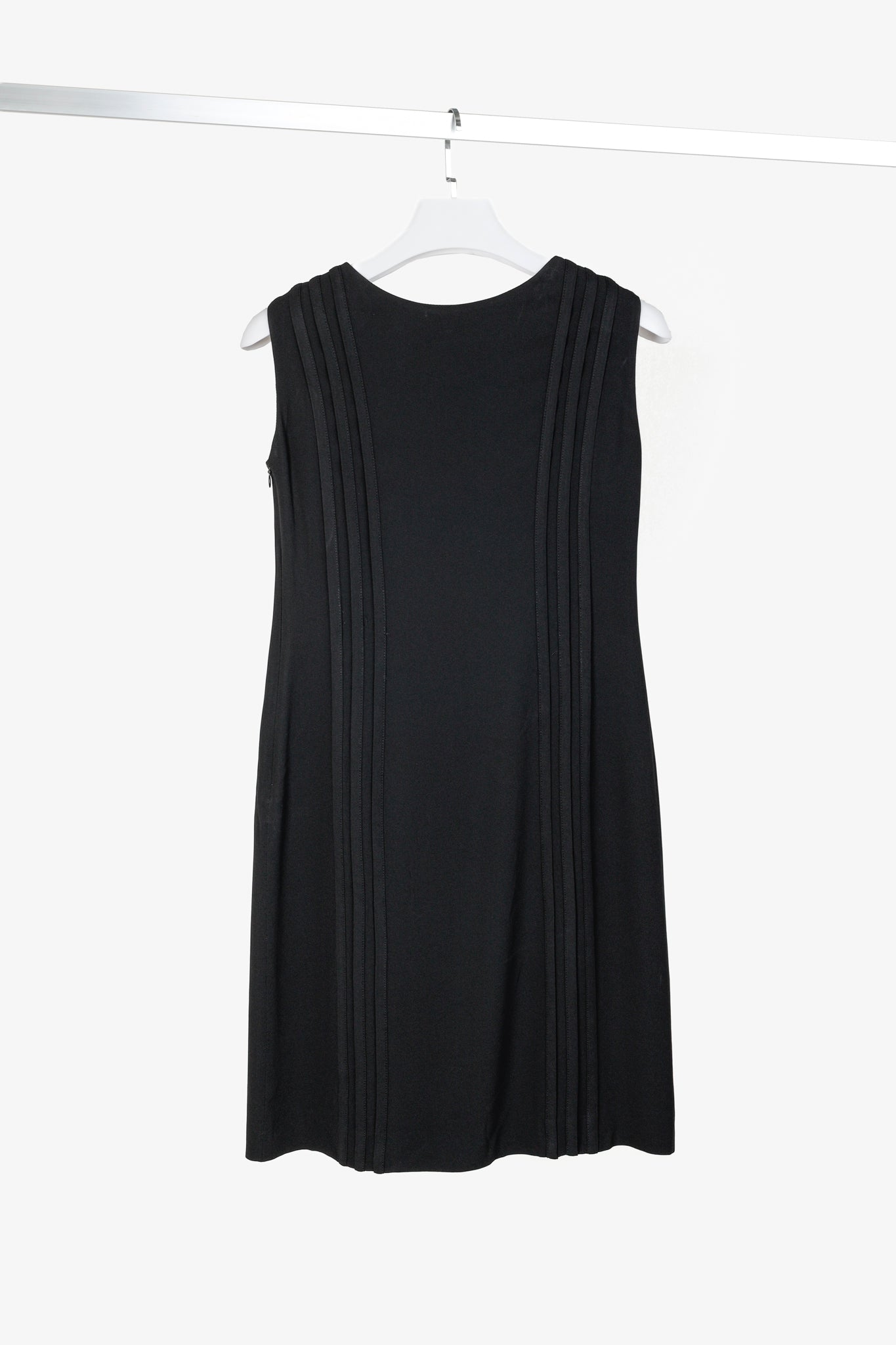 Moschino Cheap and Chic Black Tonal-Piping Sleeveless Dress
