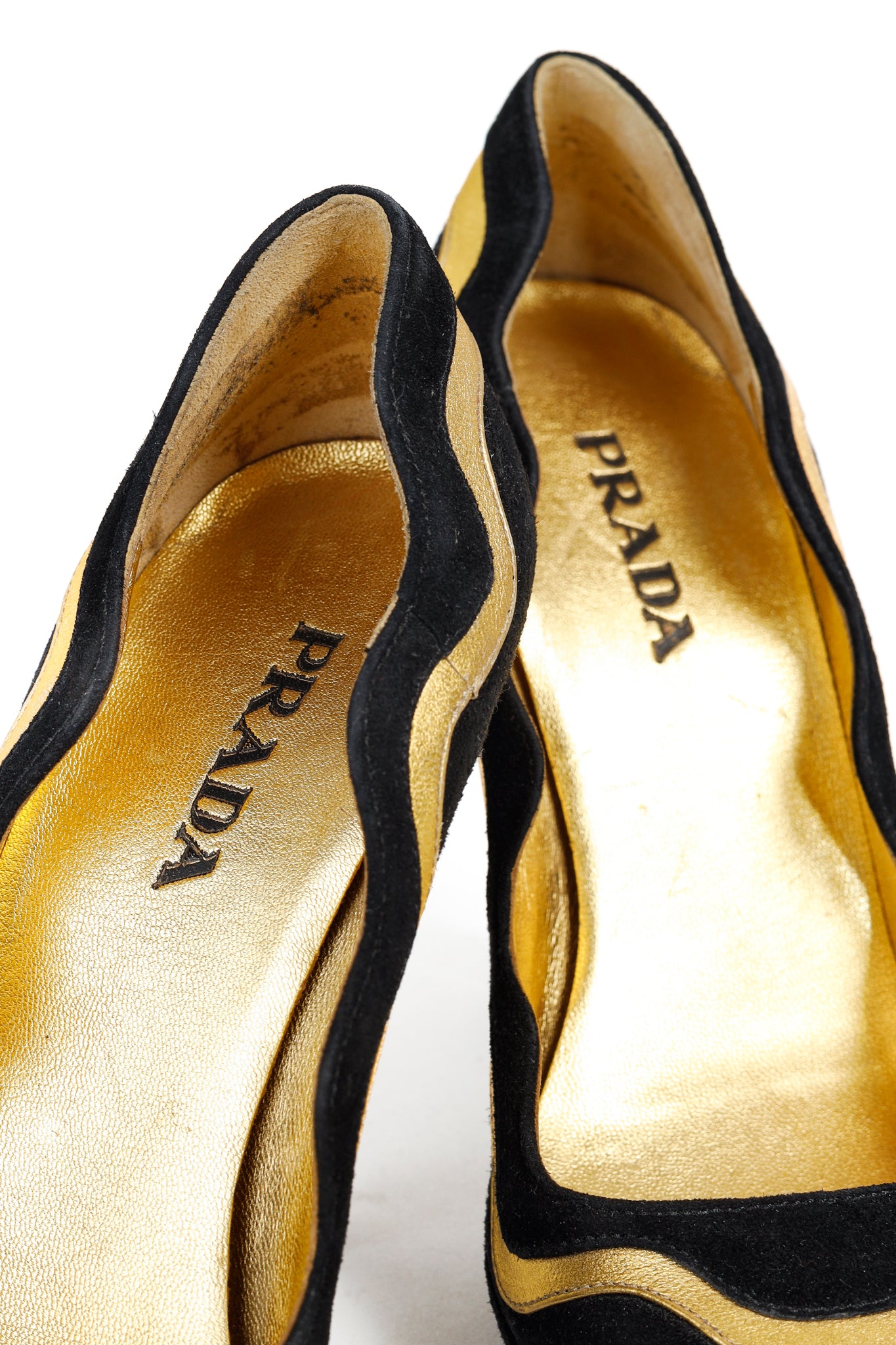 Prada SS/08 Black & Gold Suede Wavy-Stripe Scalloped Heels