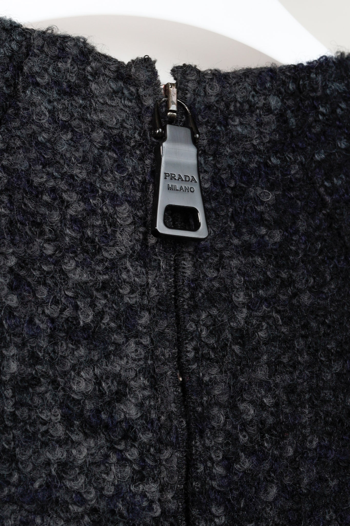 Prada 2009 Grey Tweed Belted Cap-Sleeve Knee-Length Dress