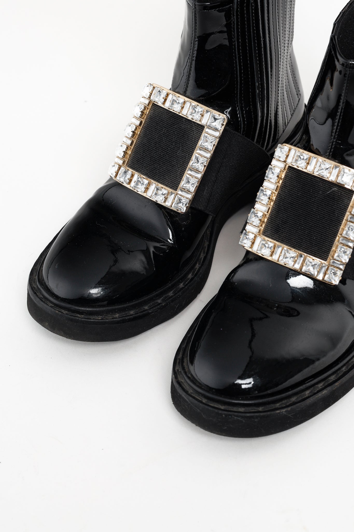 Roger Vivier Viv' Rangers Nero Embellished Patent Leather Chelsea Boots