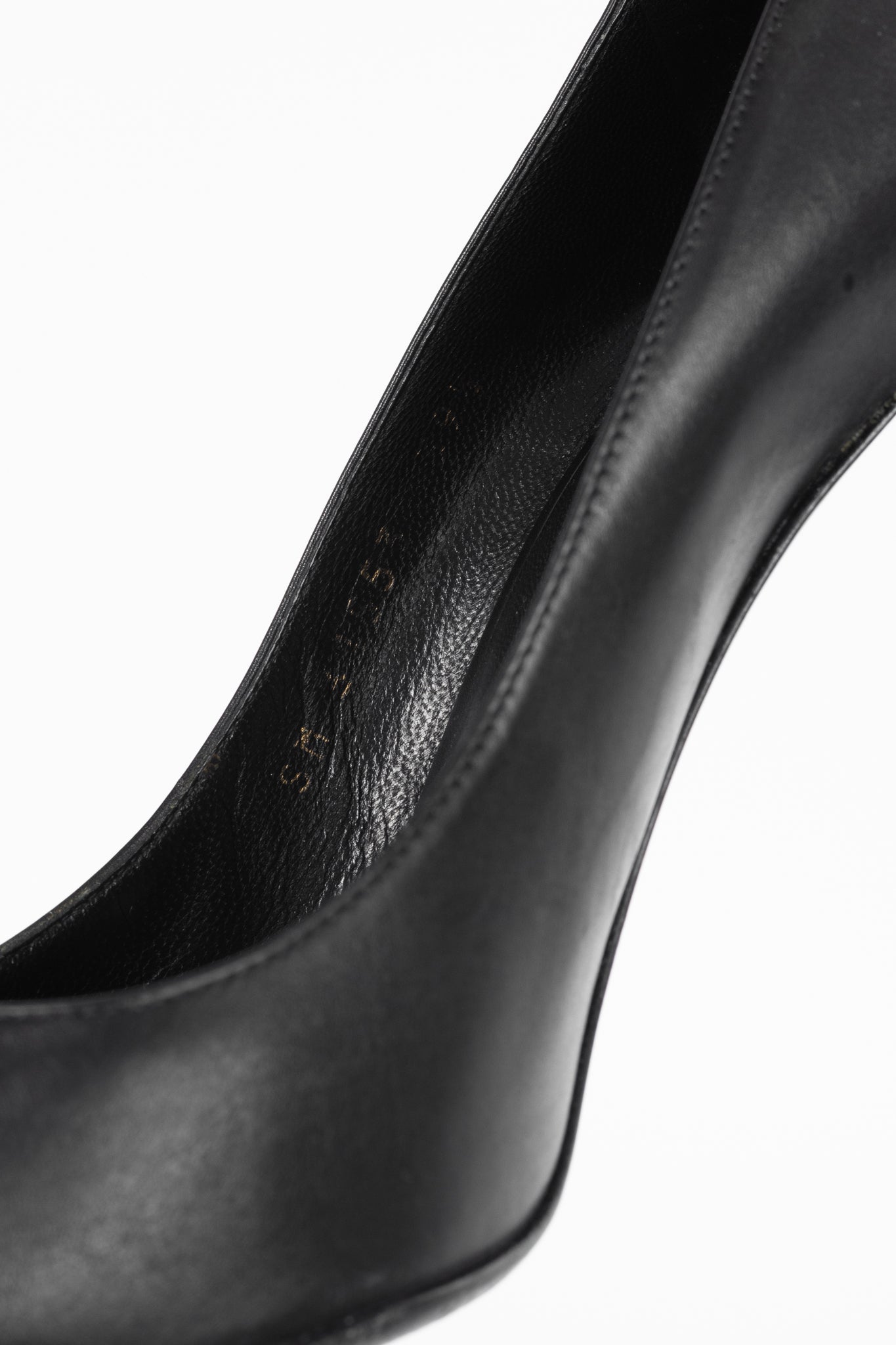 Saint Laurent Black Leather Pointed-Toe Pumps