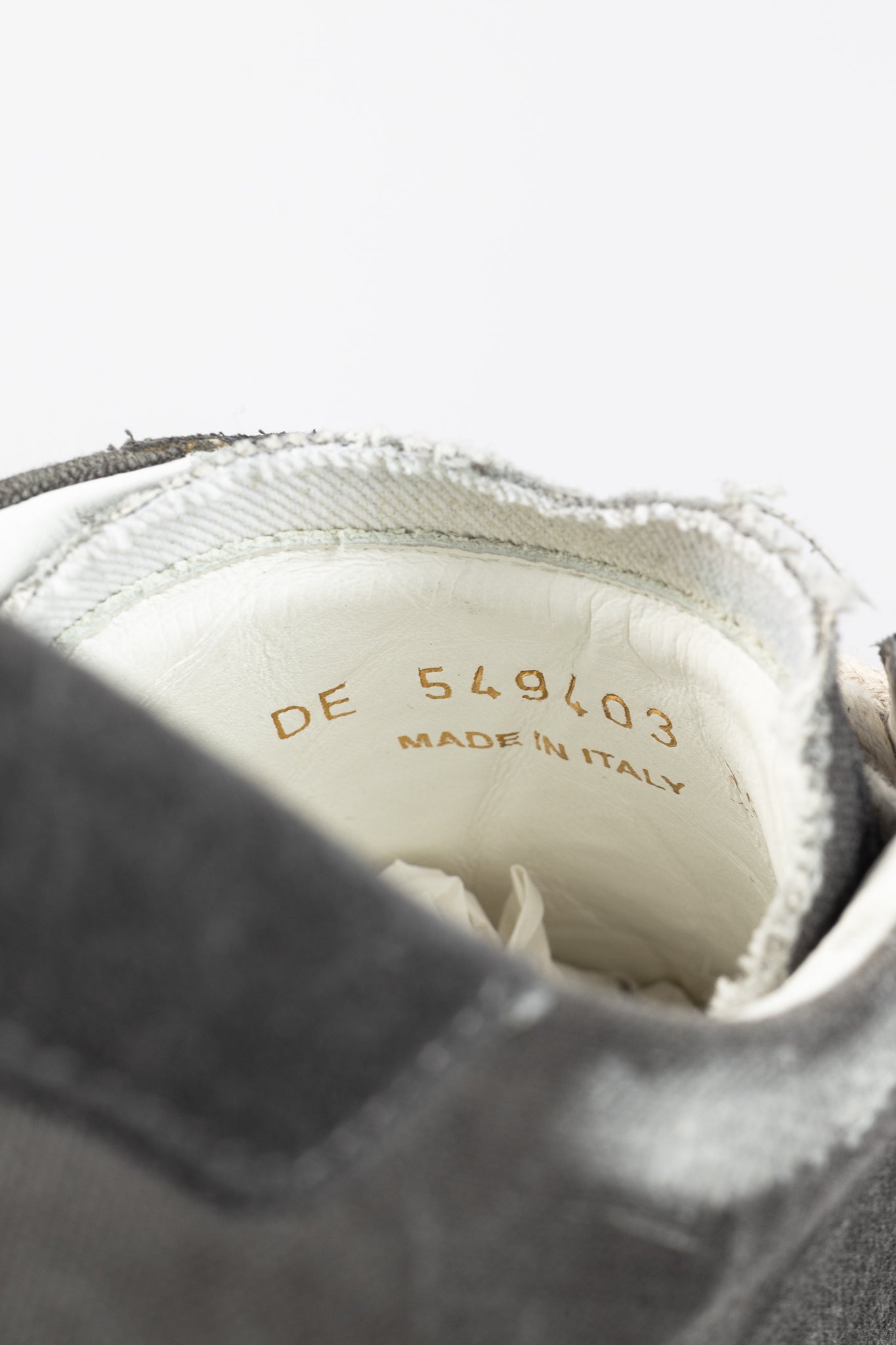 Saint Laurent Court Classic SL/06 "Black" Distressed Signature Low-Top Sneakers