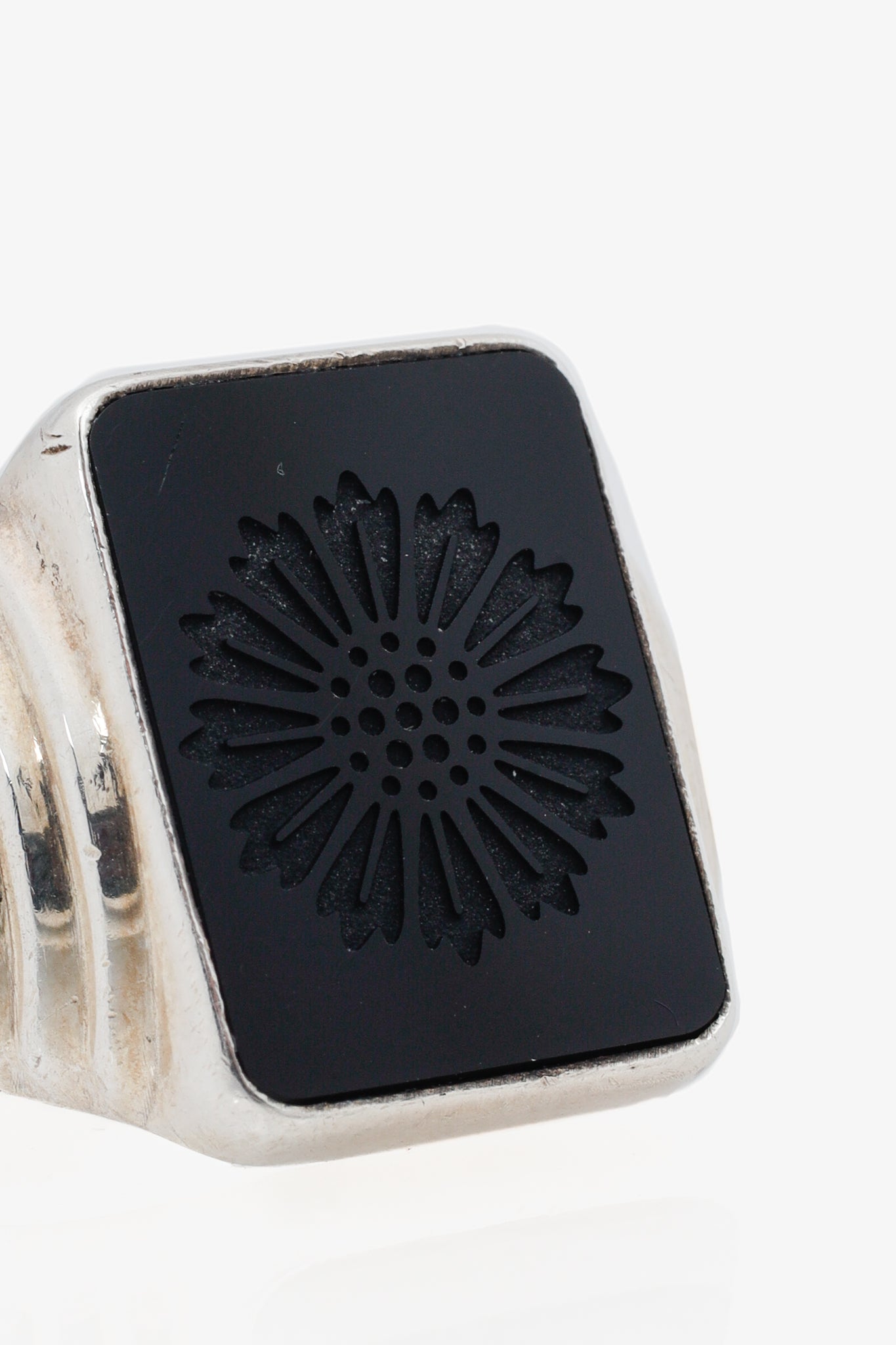 Tiffany & Co. Ziegfeld Collection The Great Gatsby Onyx Daisy Ring