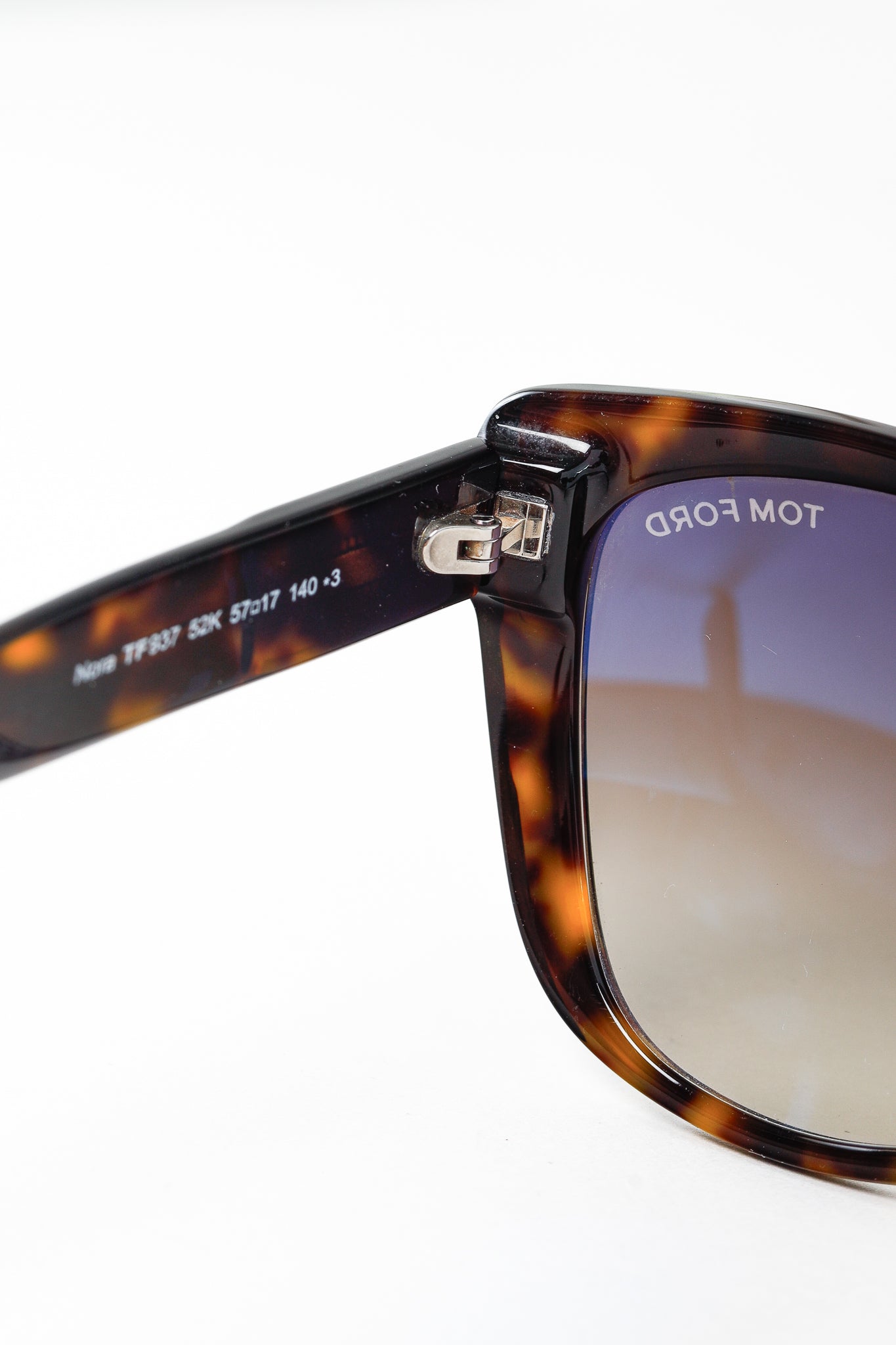 Tom Ford Nora TF937 Tortoise Shade Butterfly Frame Sunglasses
