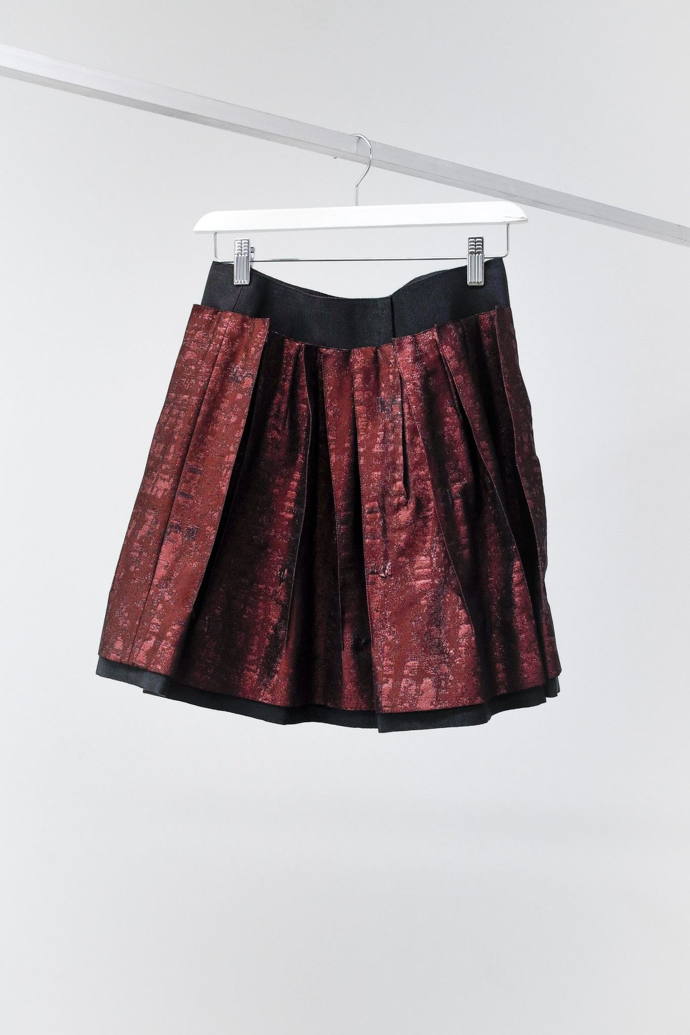 Dolce & Gabbana AW/09 Runway Pleated Metallic Red Skirt