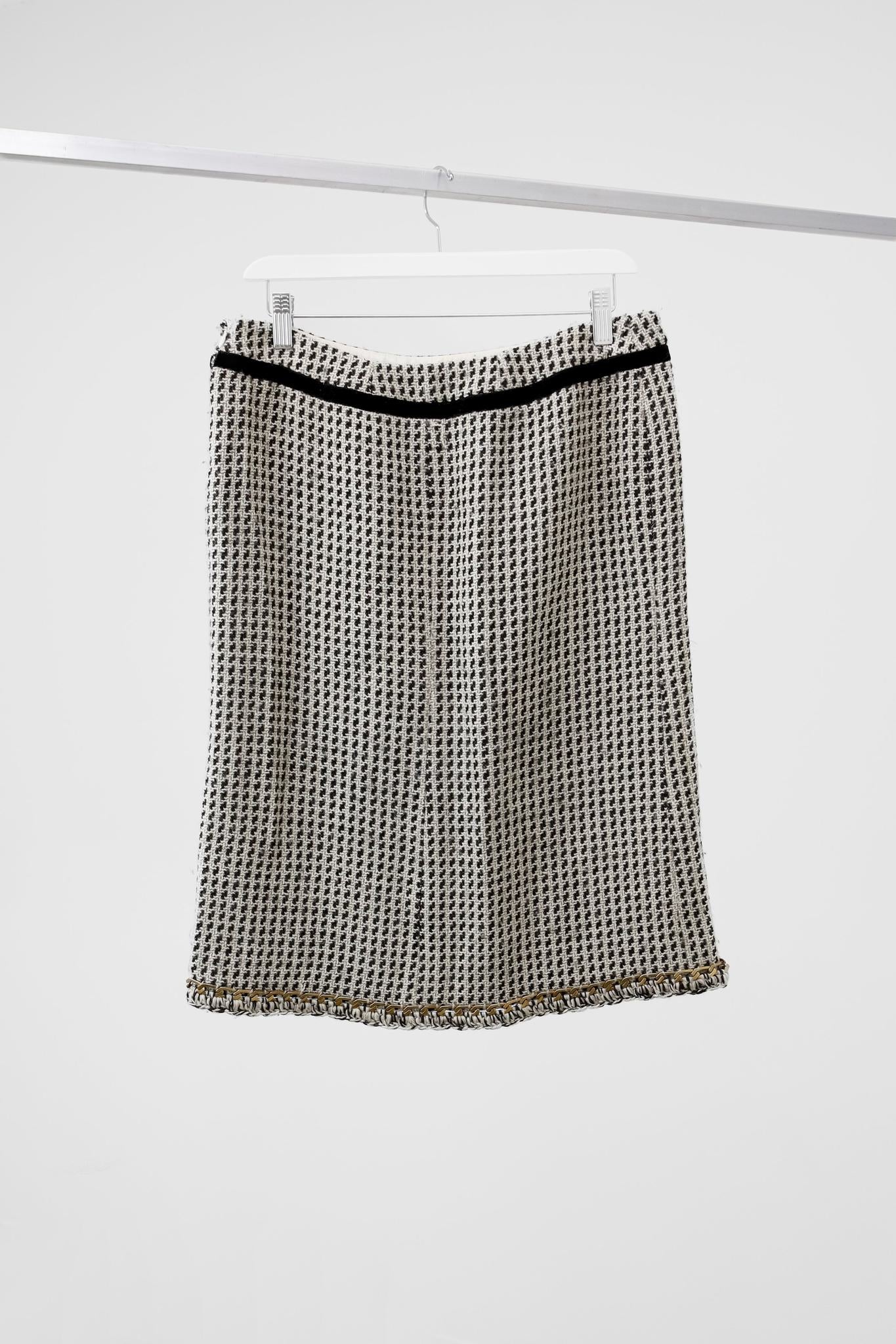 Moschino Floral Appliqué Tweed Chain Hem Skirt