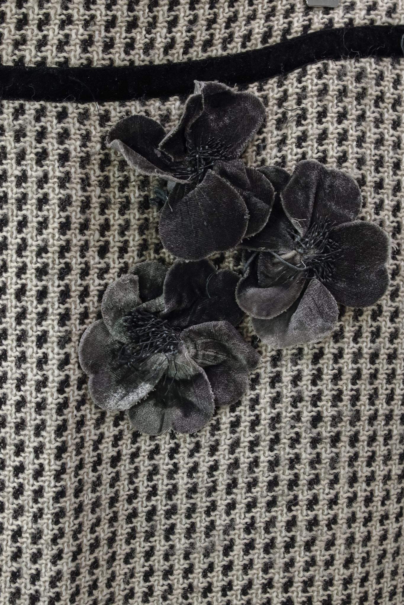 Moschino Floral Appliqué Tweed Chain Hem Skirt