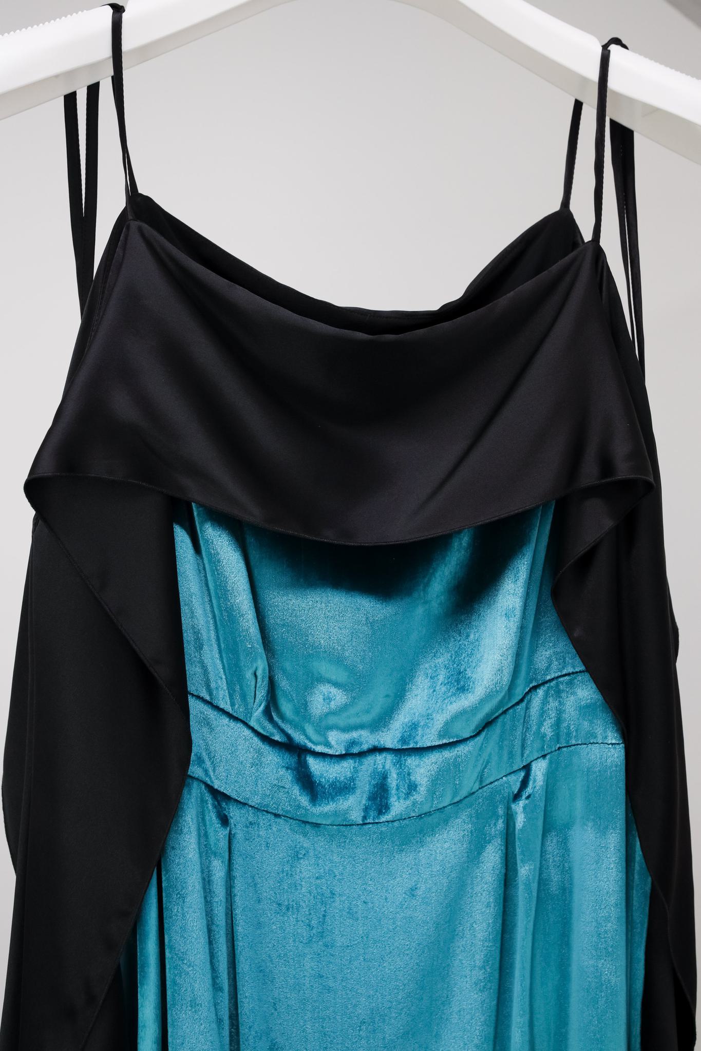 Escada Dassia Irish Sea Teal Velvet Cold-Shoulder Dress
