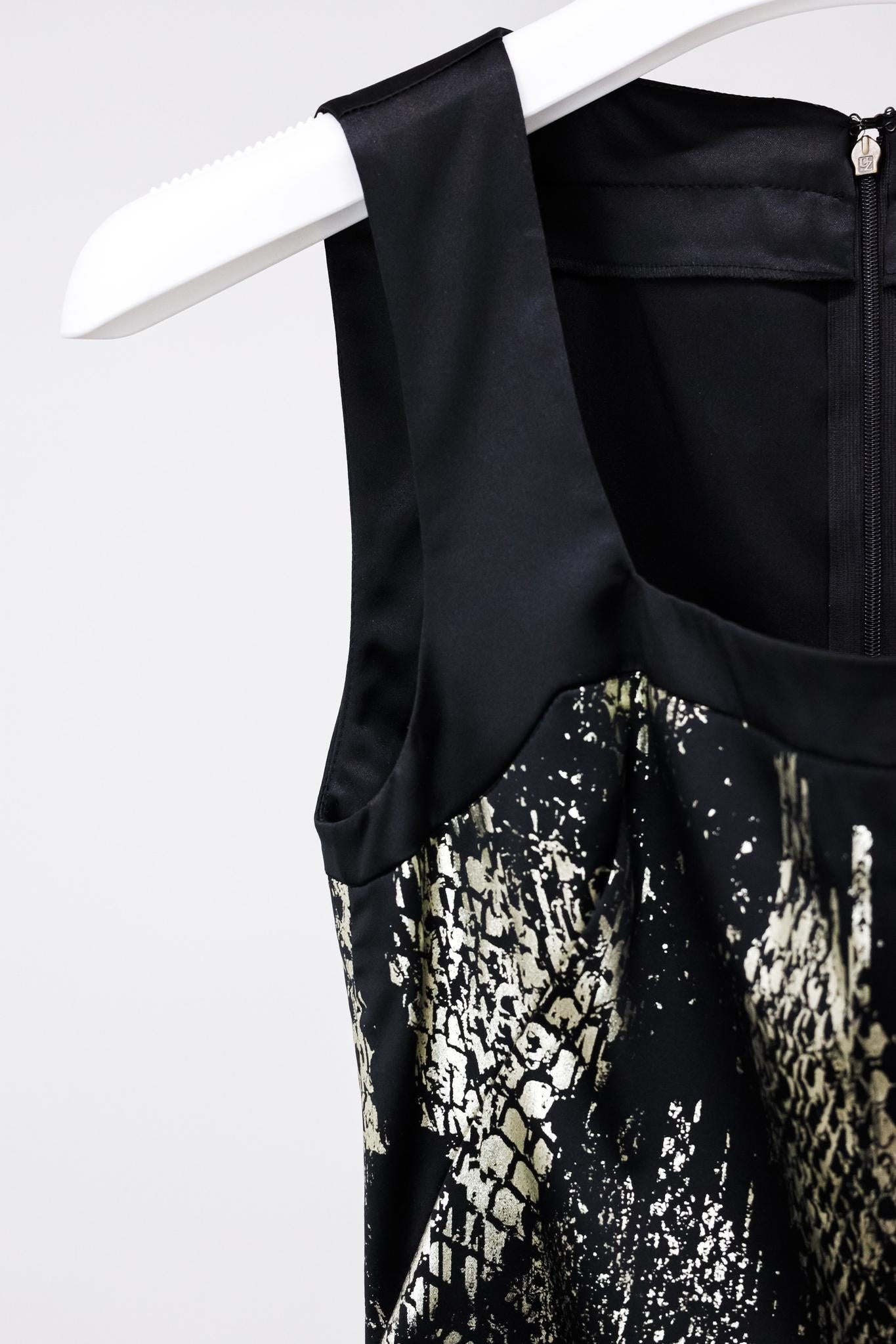 Just Cavalli Black and Gold Sleeveless Sheath Dress