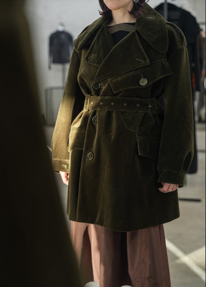 Simone Rocha Fall 2017 Runway Forest Green Velvet Trench Coat