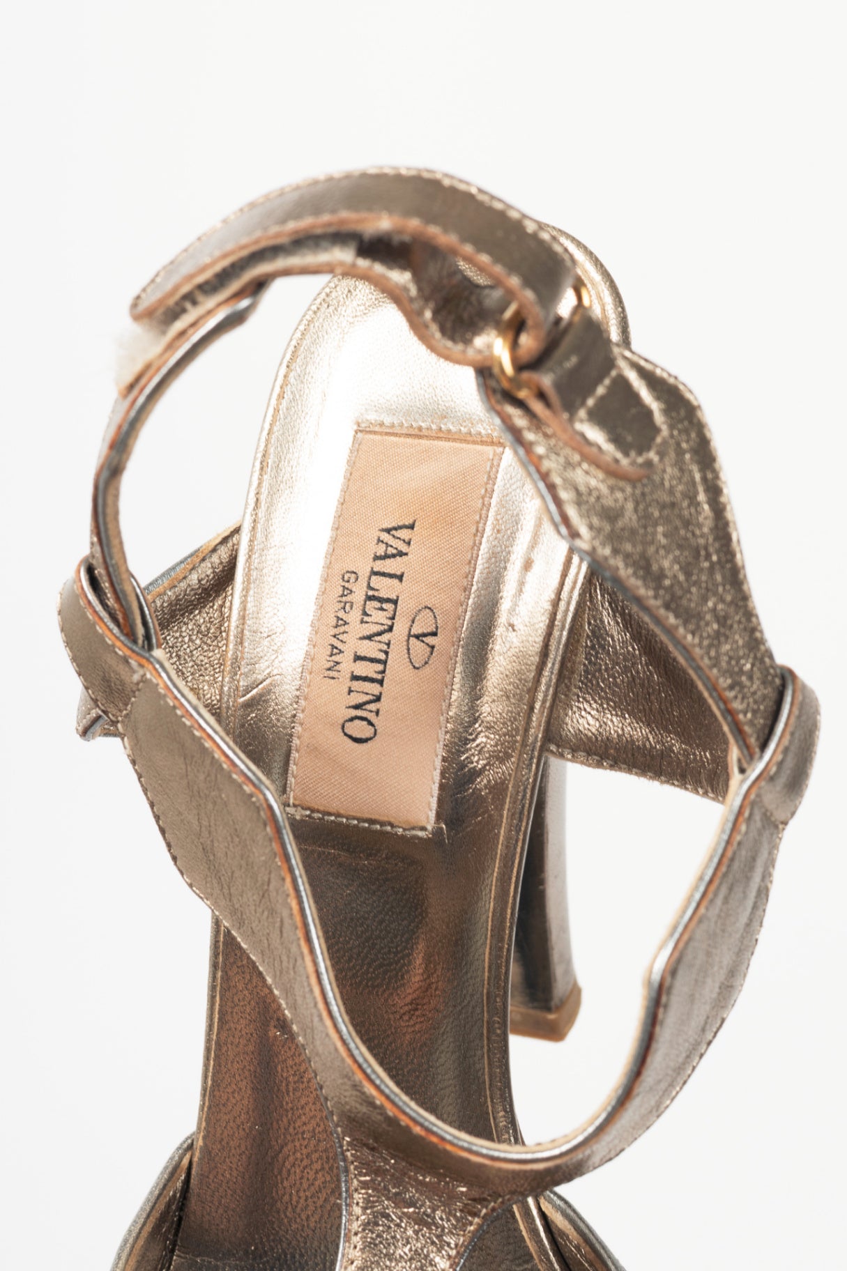 Valentino Garavani SS09 Runway Metallic Gold T-Strap Leather Sandals