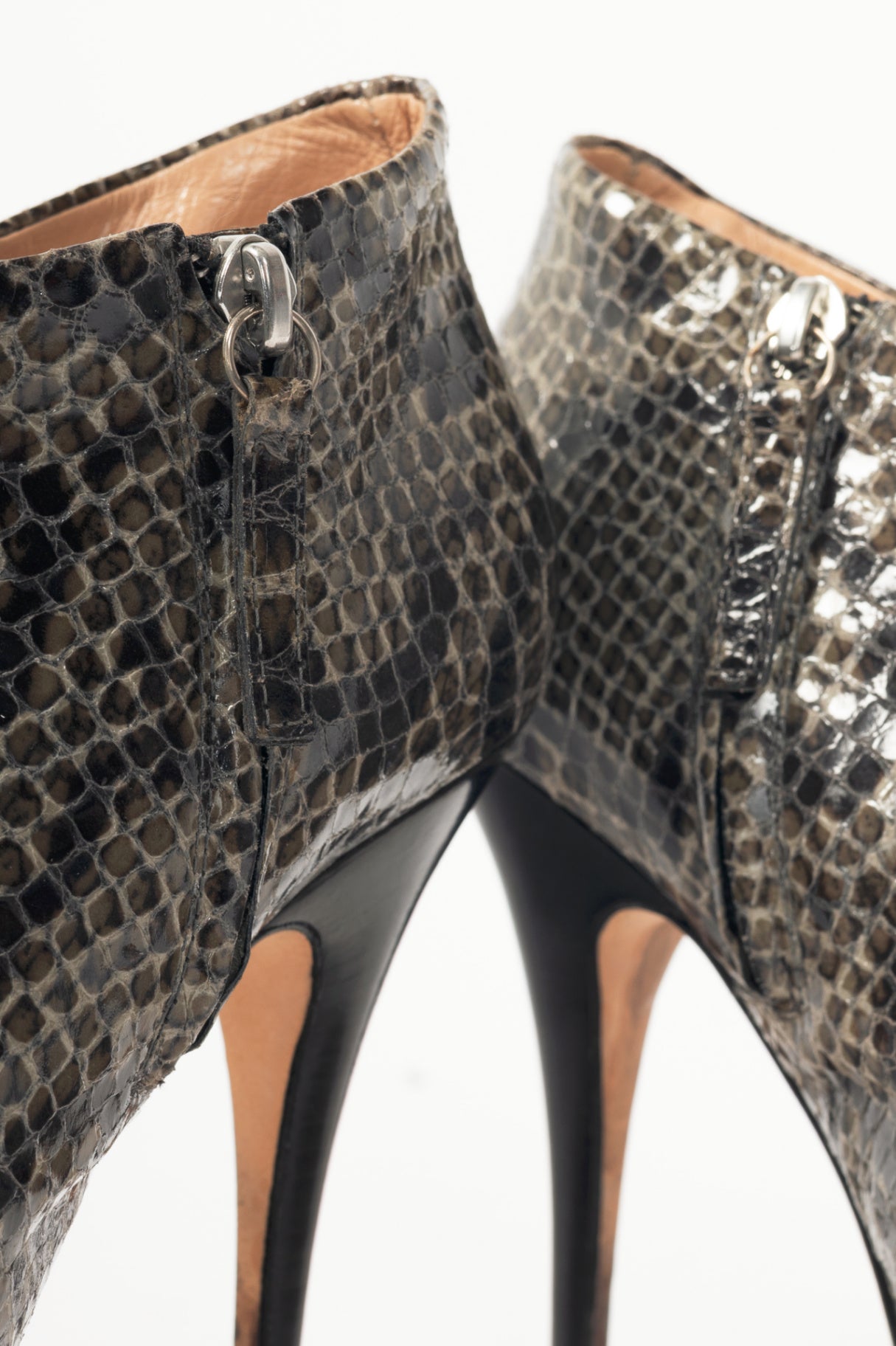 Giuseppe Zanotti Viv 100 Cenere Python Booties
