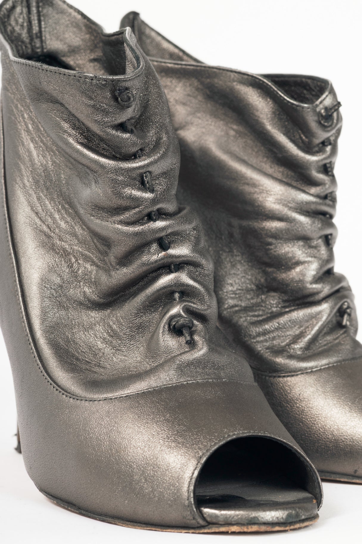 Manolo Blahnik Repiroz Anthracite Nappa Silk Ruched Peep-Toe Booties