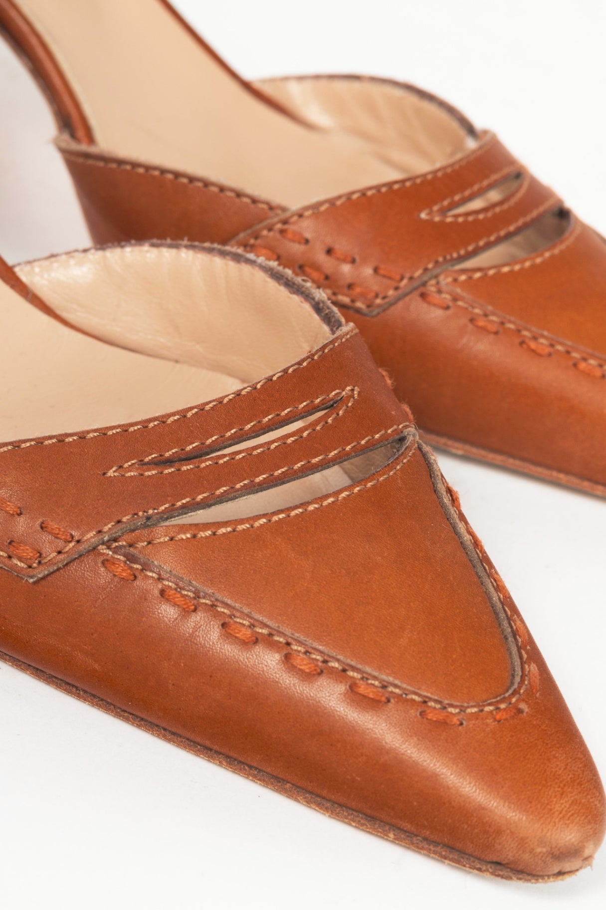 Manolo Blahnik Brown Leather Pointed-Toe Kitten Heels