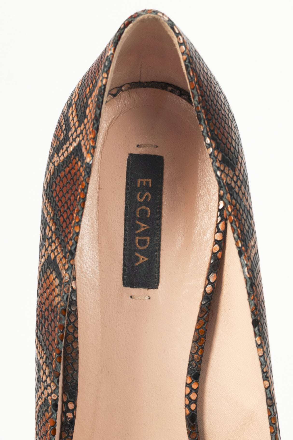 Escada AW15 Runway Brown Snake-Embossed Pointed-Toe Pumps