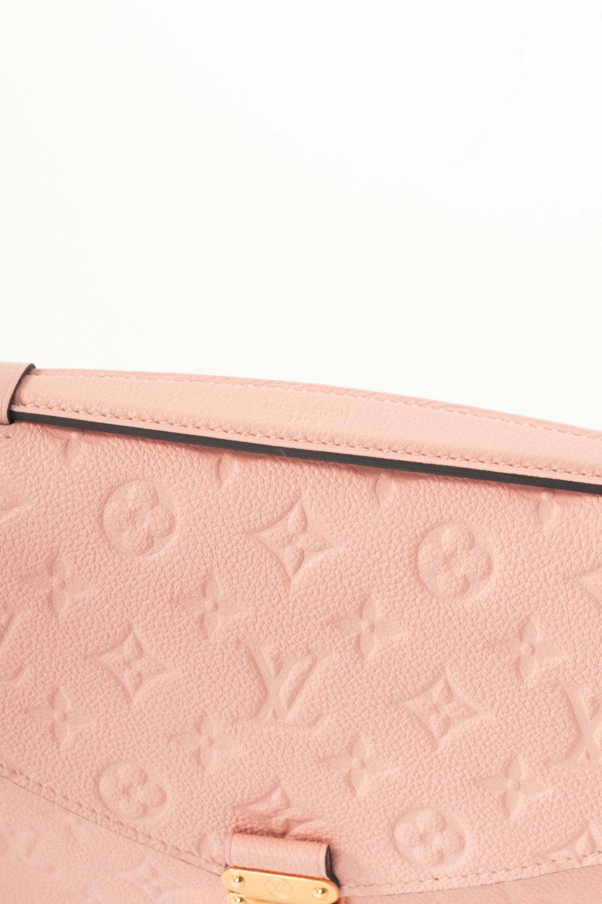 Louis Vuitton Pochette Metis MM Rose Poudre Monogram Empreinte Satchel 
