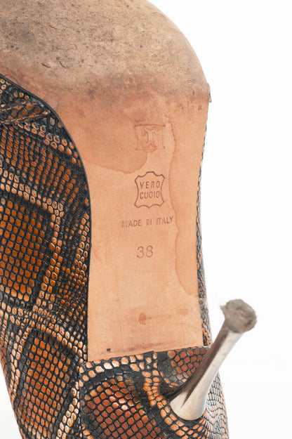 Escada AW15 Runway Brown Snake-Embossed Pointed-Toe Pumps