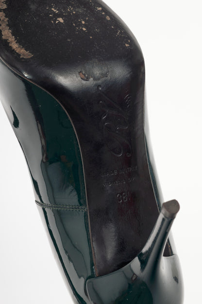 Roger Vivier Décolleté Palace 85 Cipresso Patent Buckle Pumps